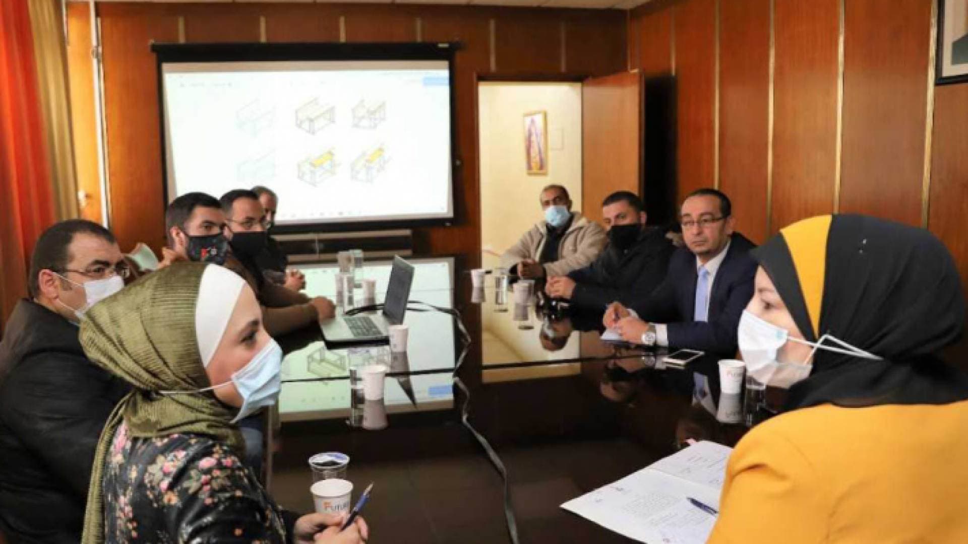 التربية تشكل لجنة لتحديث مواصفات أثاث المدارس