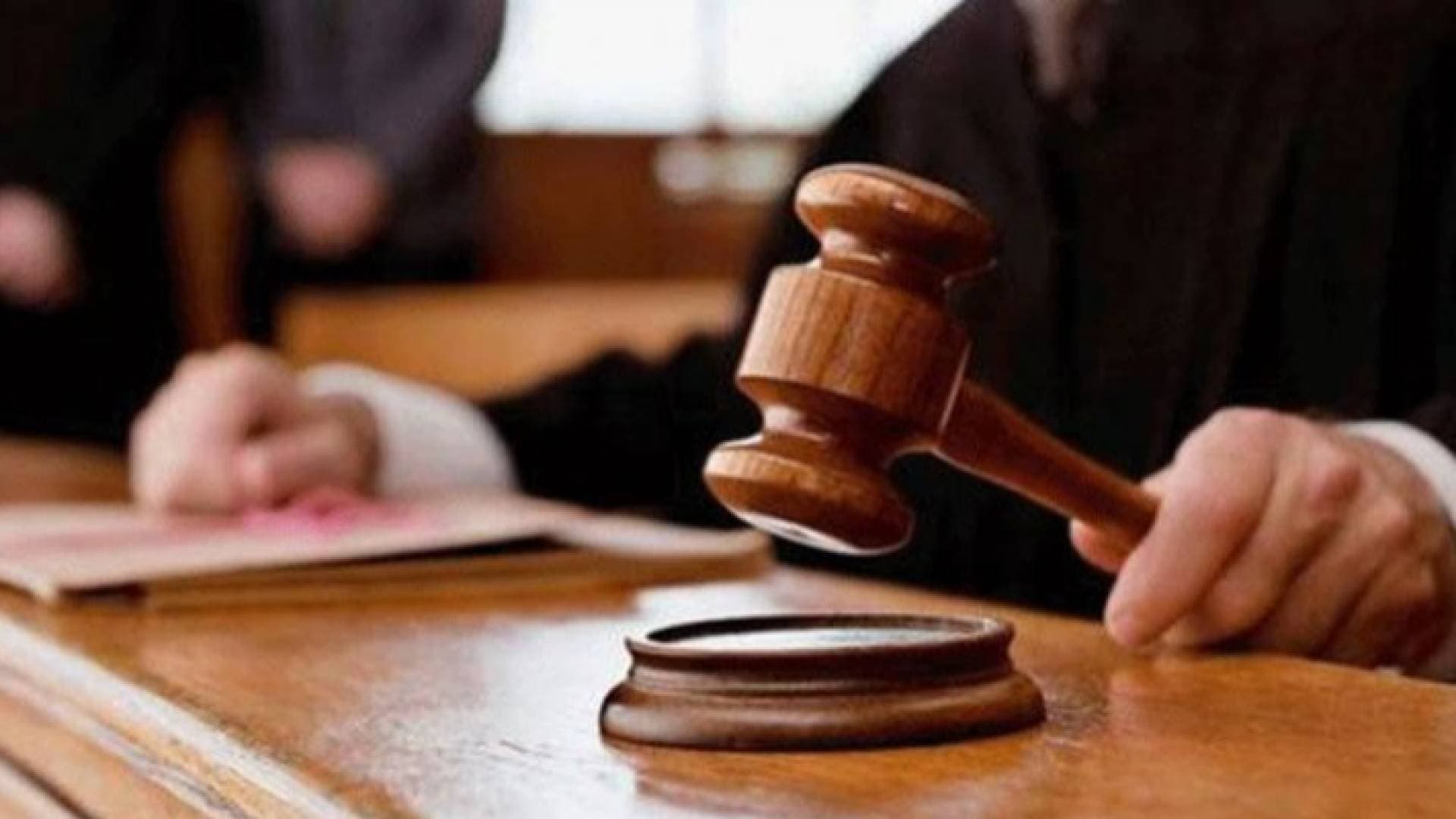 قرار قضائي بحبس ٥ أشخاص أصدروا شهادات تلقي لقاح كورونا مزورة