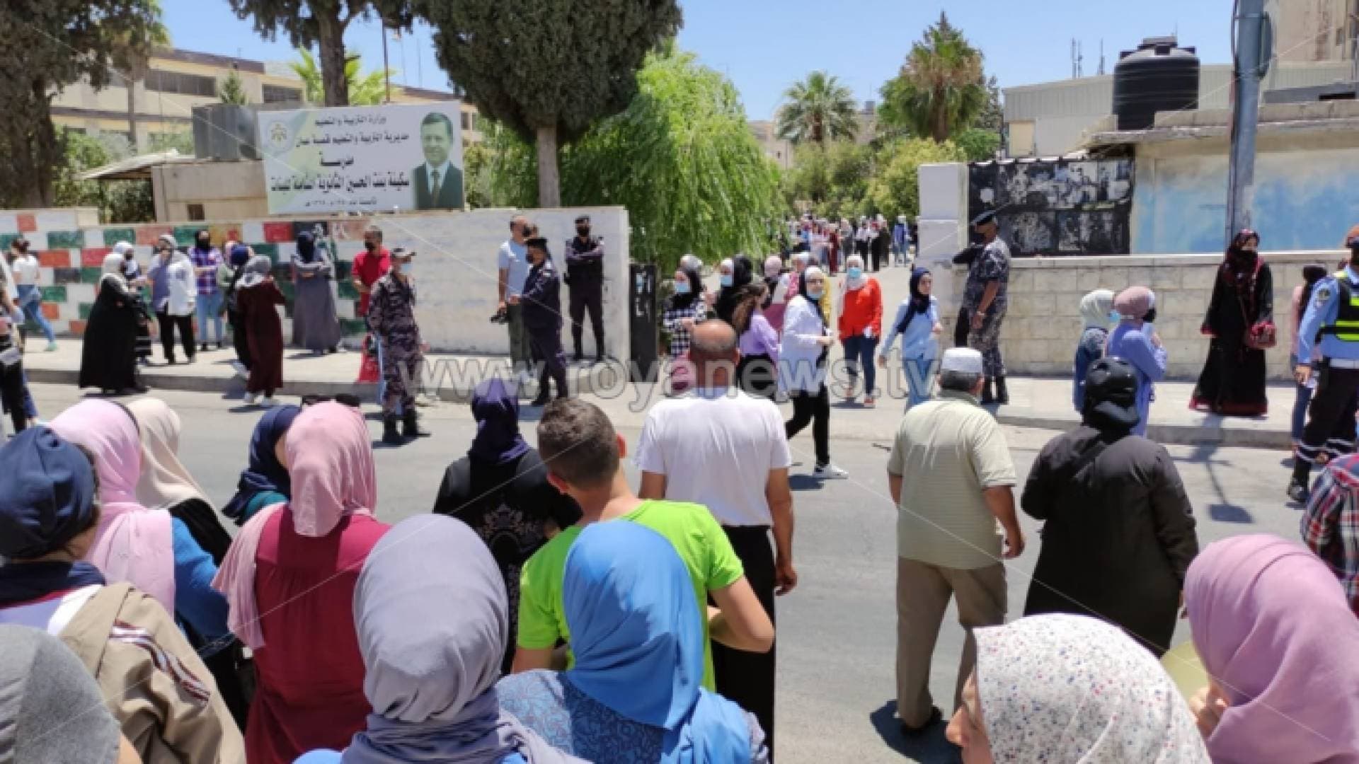 ٢٩ ألفا و٩٥ طالبا وطالبة يتقدمون لتكميلية التوجيهي اليوم الخميس