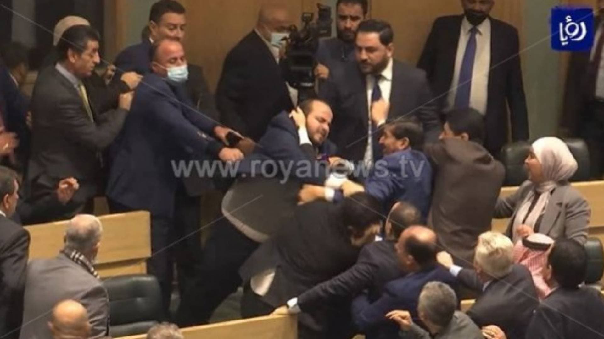 مصدر نيابي لـ"رؤيا": الرياطي لن يتواجد في جلسة النواب الأحد