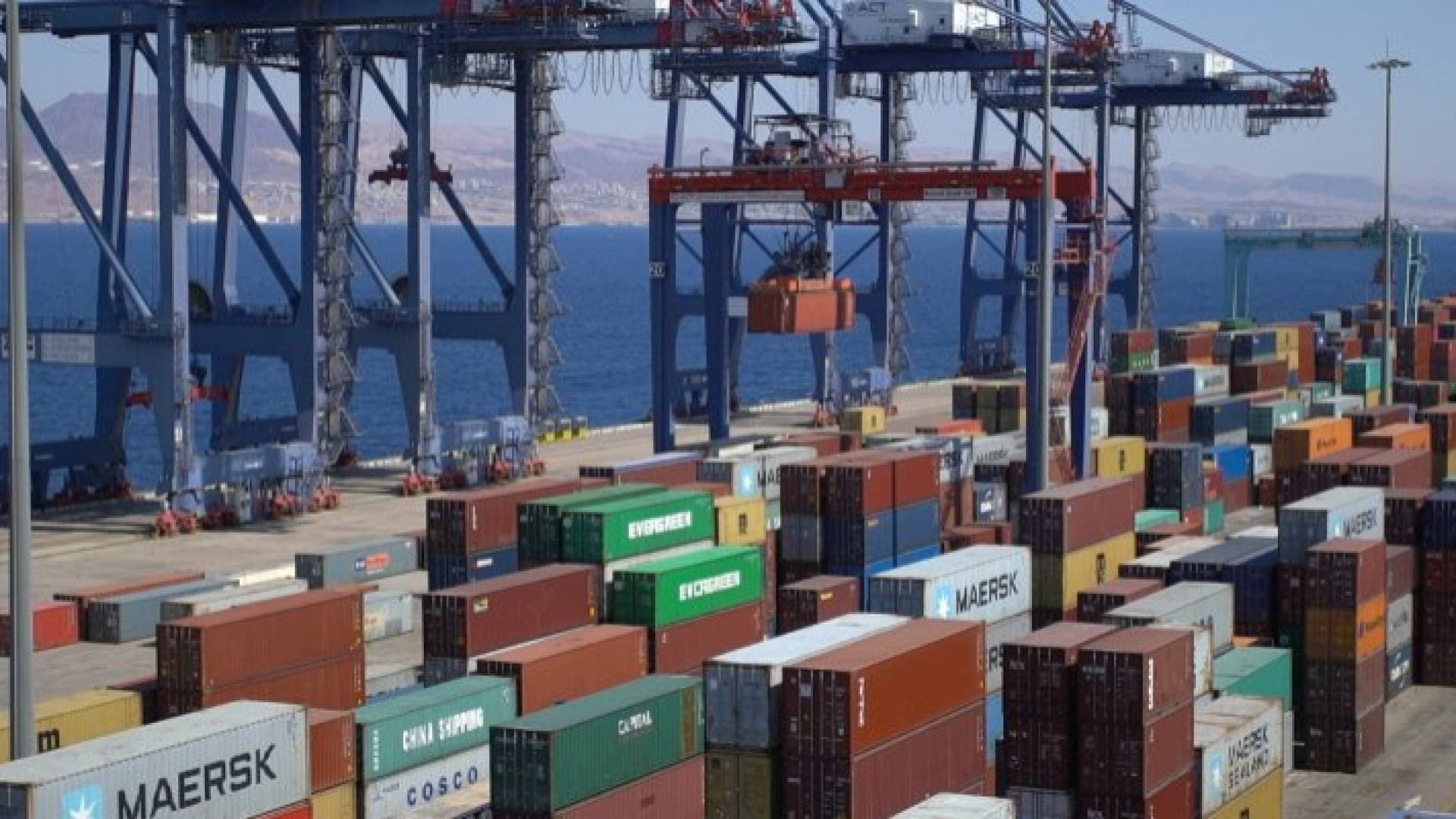 مطالبة بعدم تخفيض الرسوم الجمركية على مستوردات الأردن