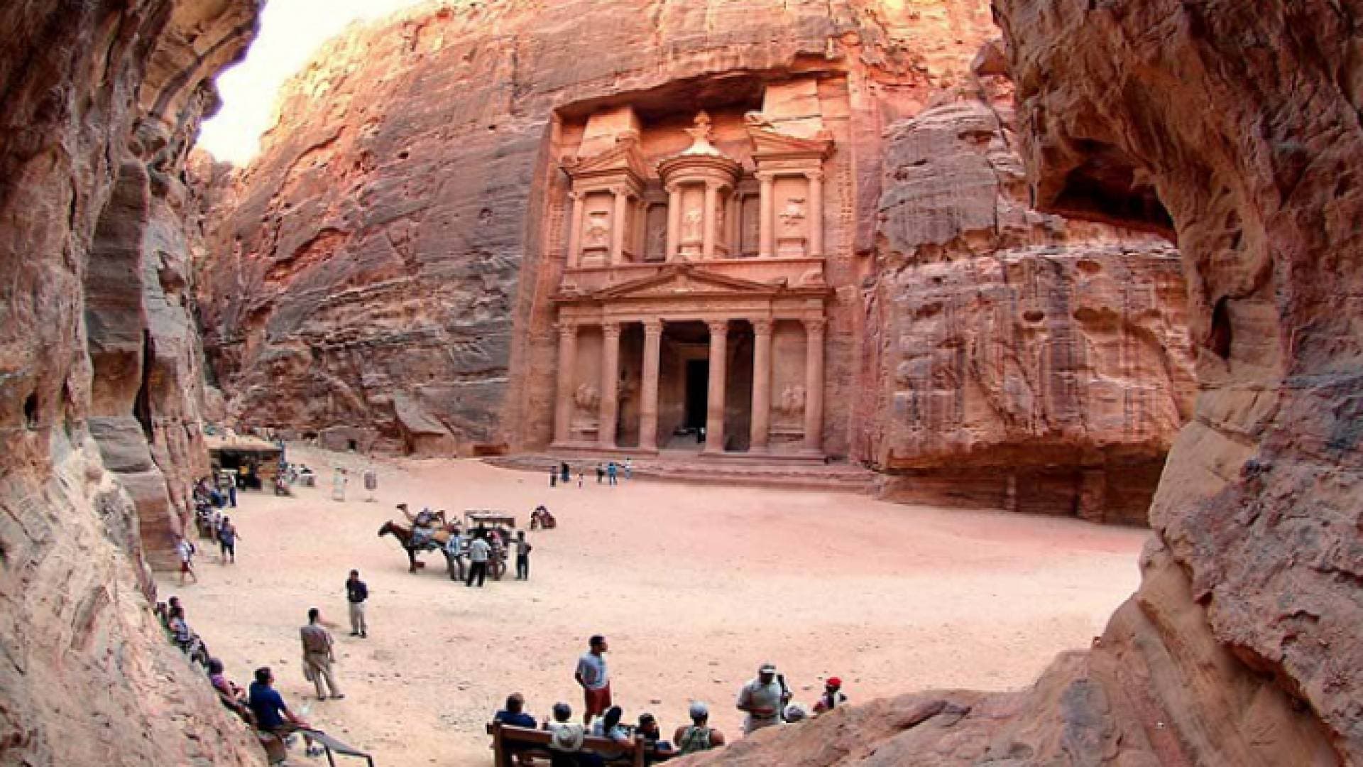 %١١٨ نسبة ارتفاع أعداد زوار البترا في ٢٠٢١