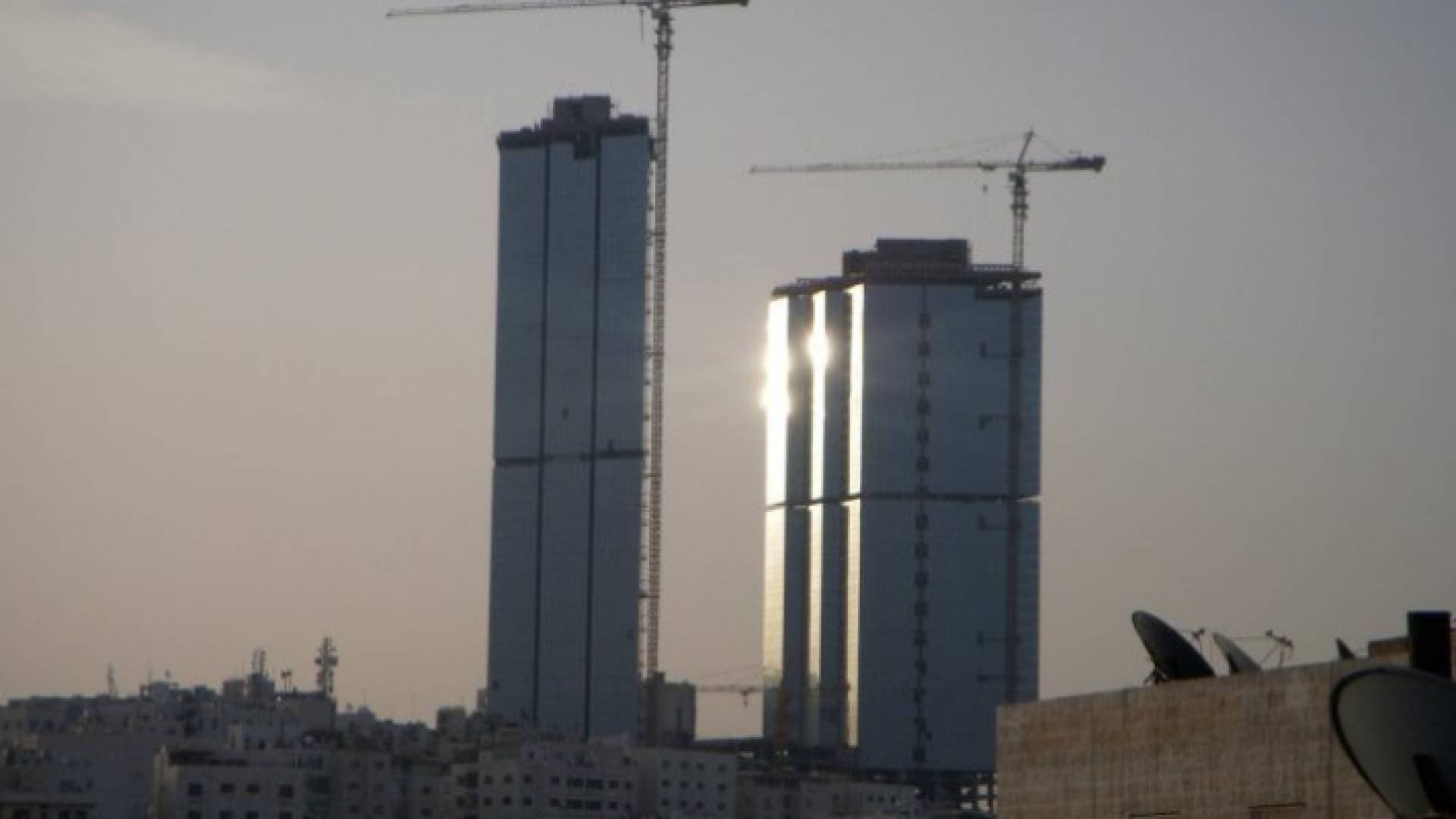 الخصاونة: الحكومة ستعمل على معالجة أوضاع مشروع "أبراج السادس"
