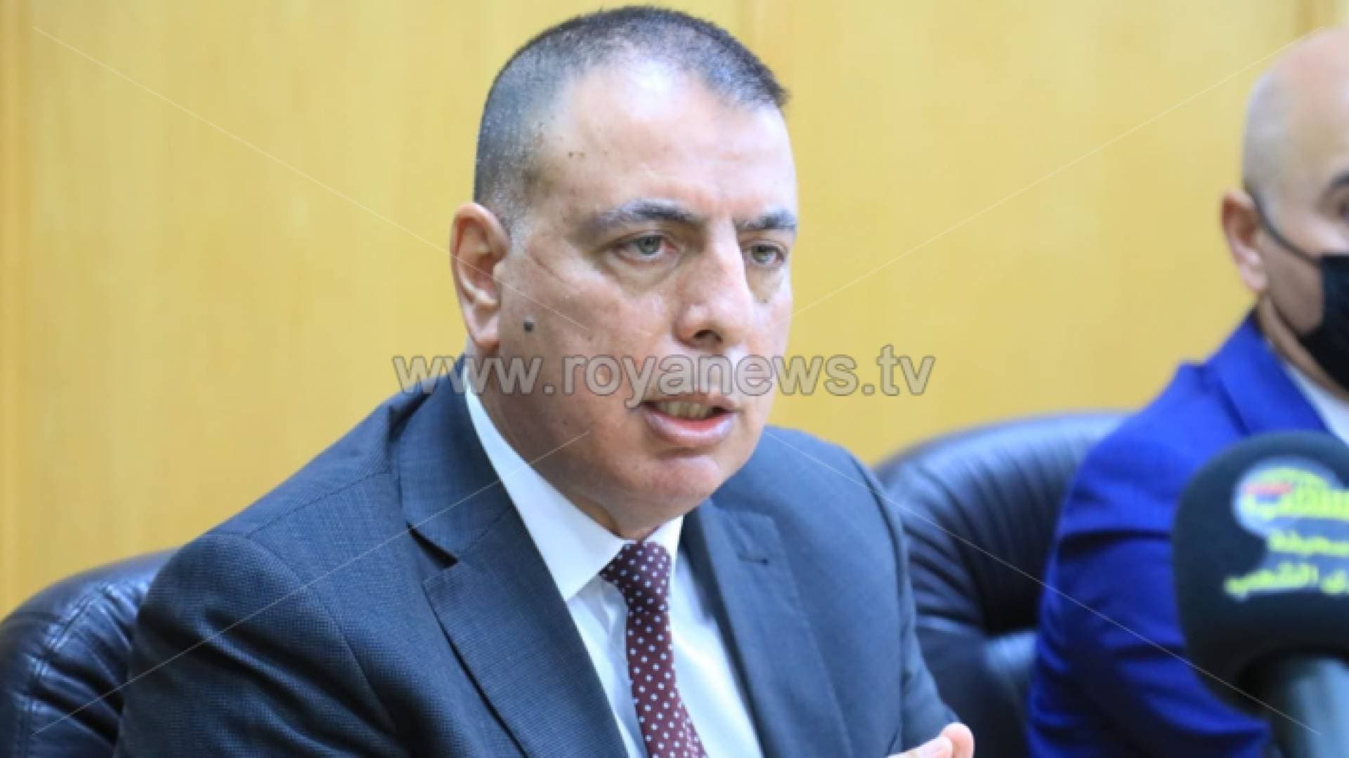 وزير الداخلية يقرر وقف "الإقامة الجبرية" لمدة ٣ أشهر