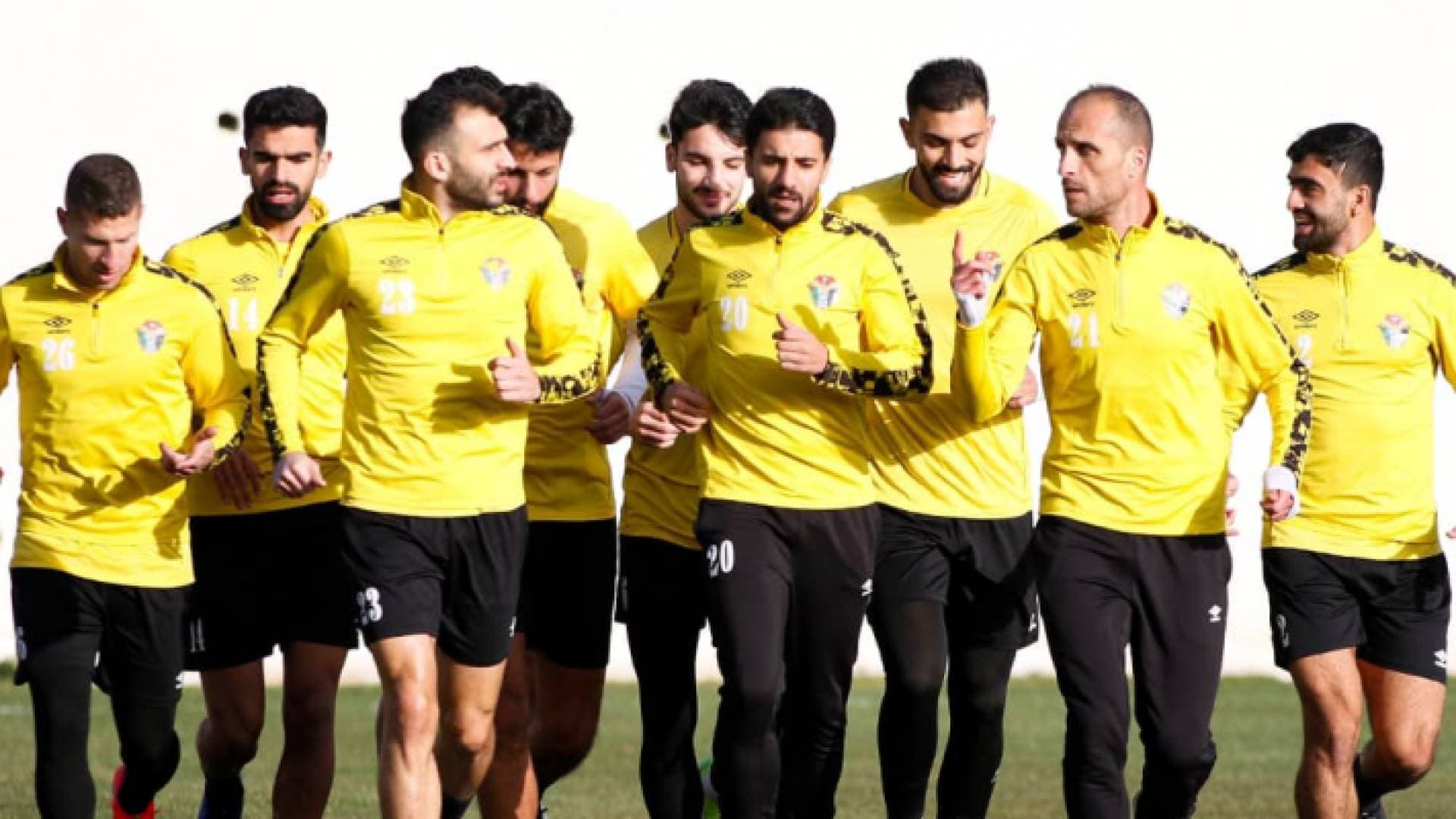 النشامى يباشرون تدريباتهم في عمان استعدادا للقاء نيوزيلندا