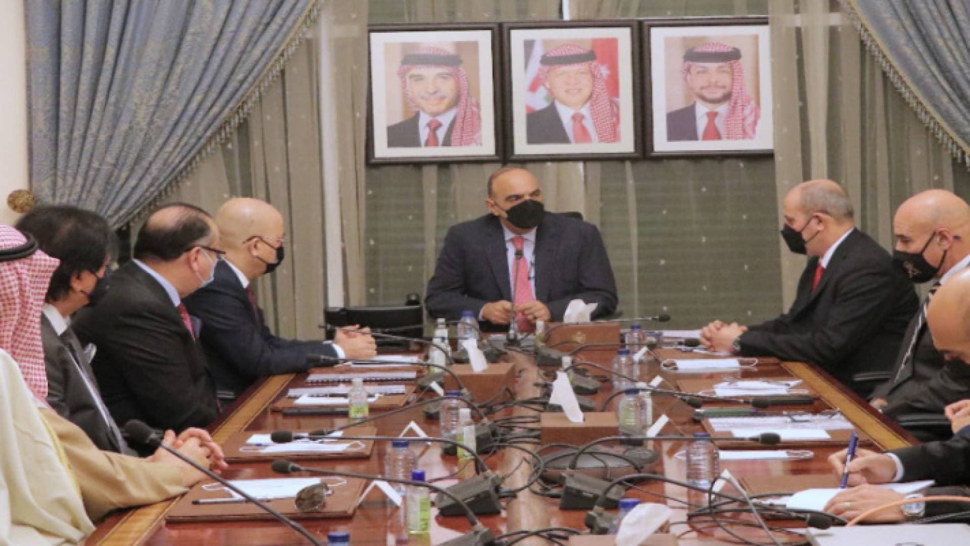 الخصاونة: الحكومة حريصة على جلب المزيد من الاستثمارات