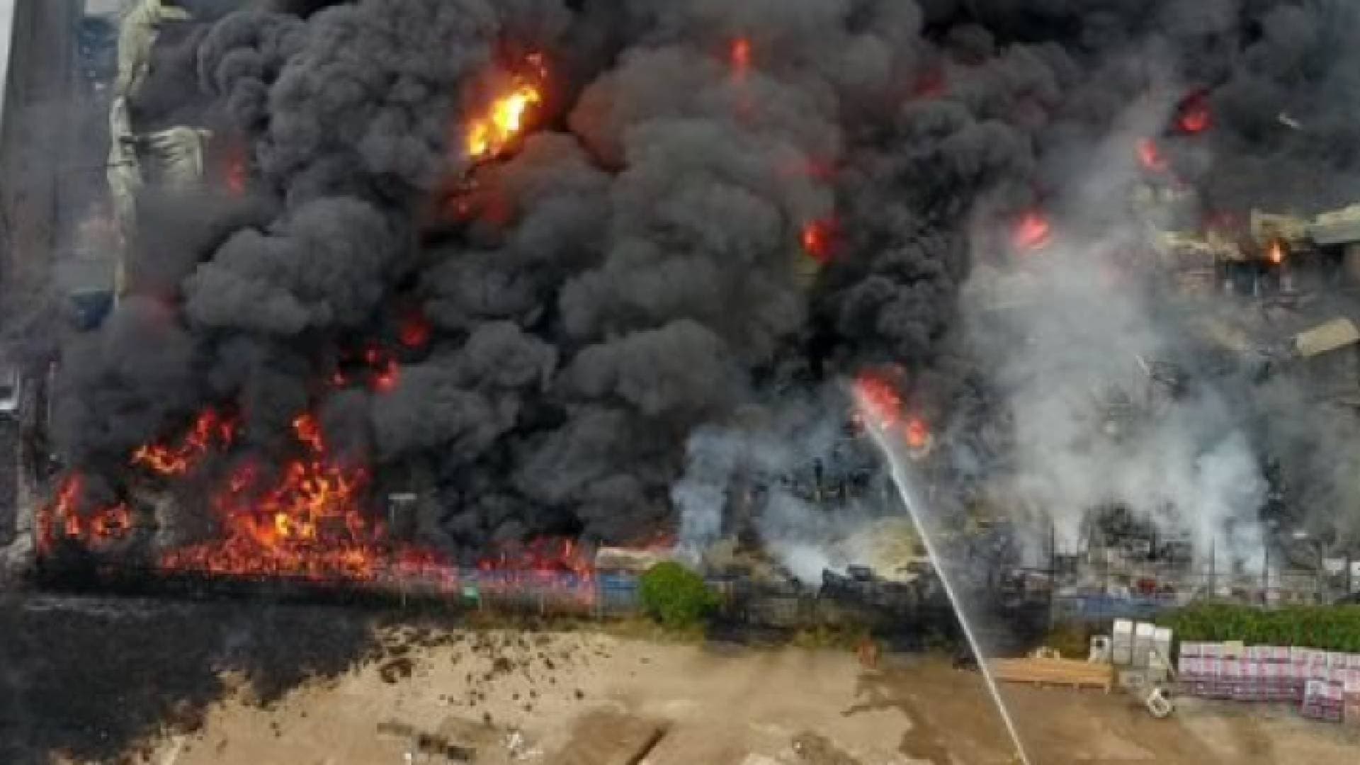 "الداخلية العرب" يدين الهجوم الحوثي على مطار أبو ظبي