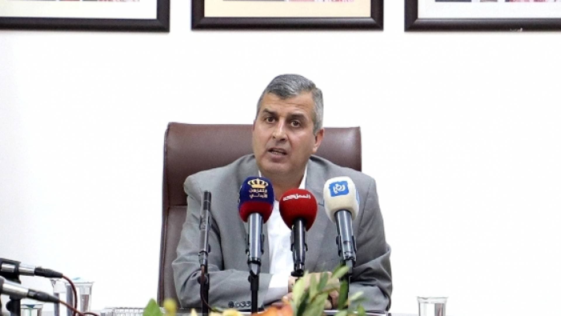 وزير الطاقة: نواصل الجهود لتزويد لبنان بجزء من احتياجاته للكهرباء