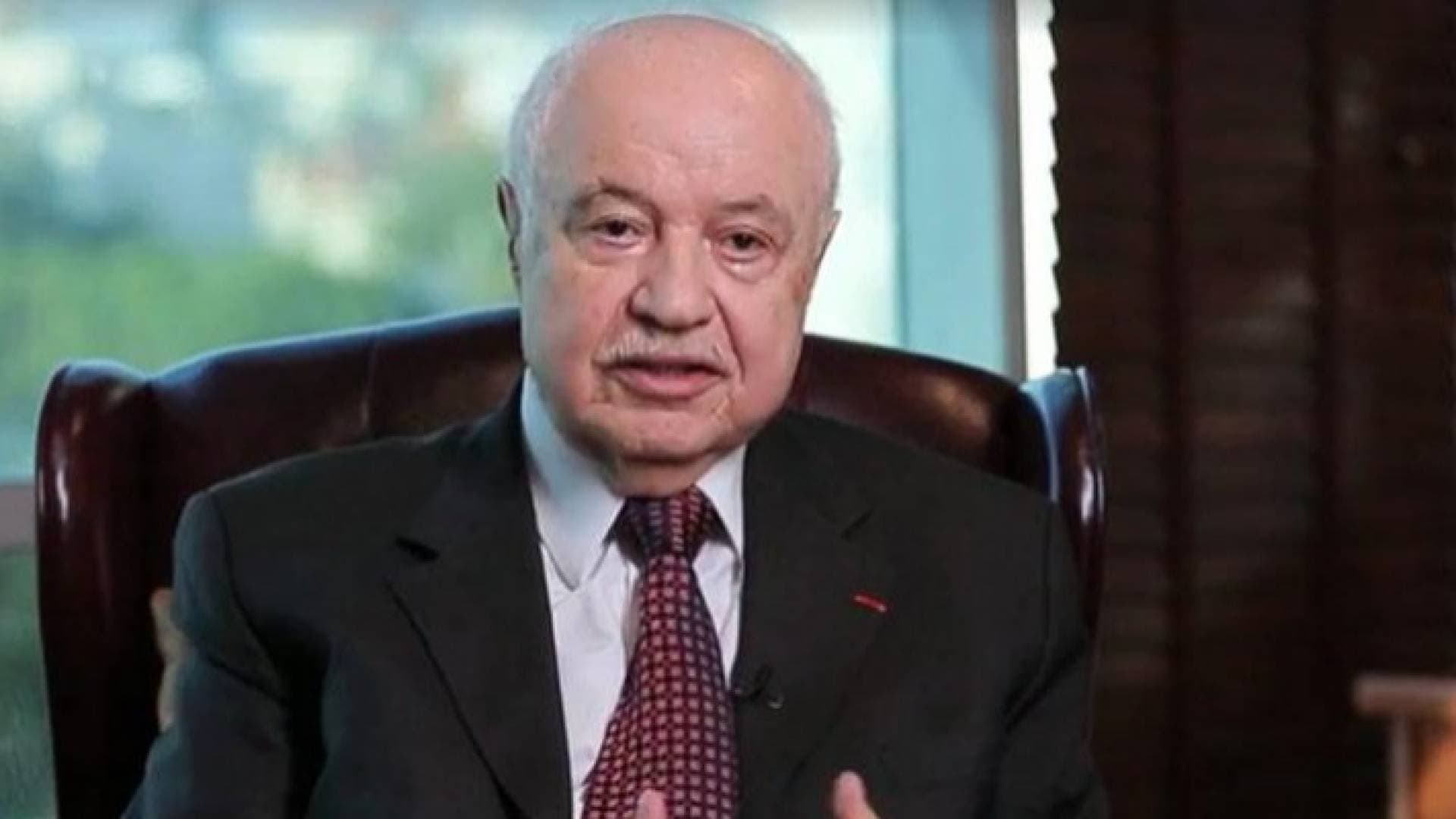 أبو غزالة للخصاونة: لا مبرر لتعطيل من بإمكانه الدوام