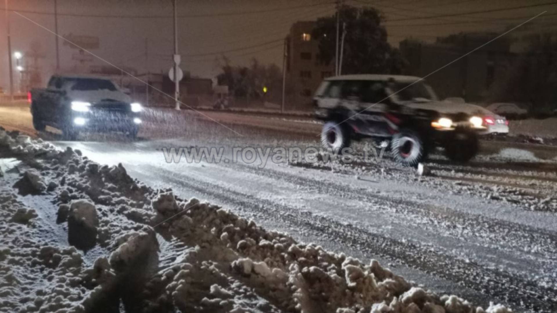 الأمن: مئات المركبات علقت في الثلوج رغم التحذيرات - فيديو