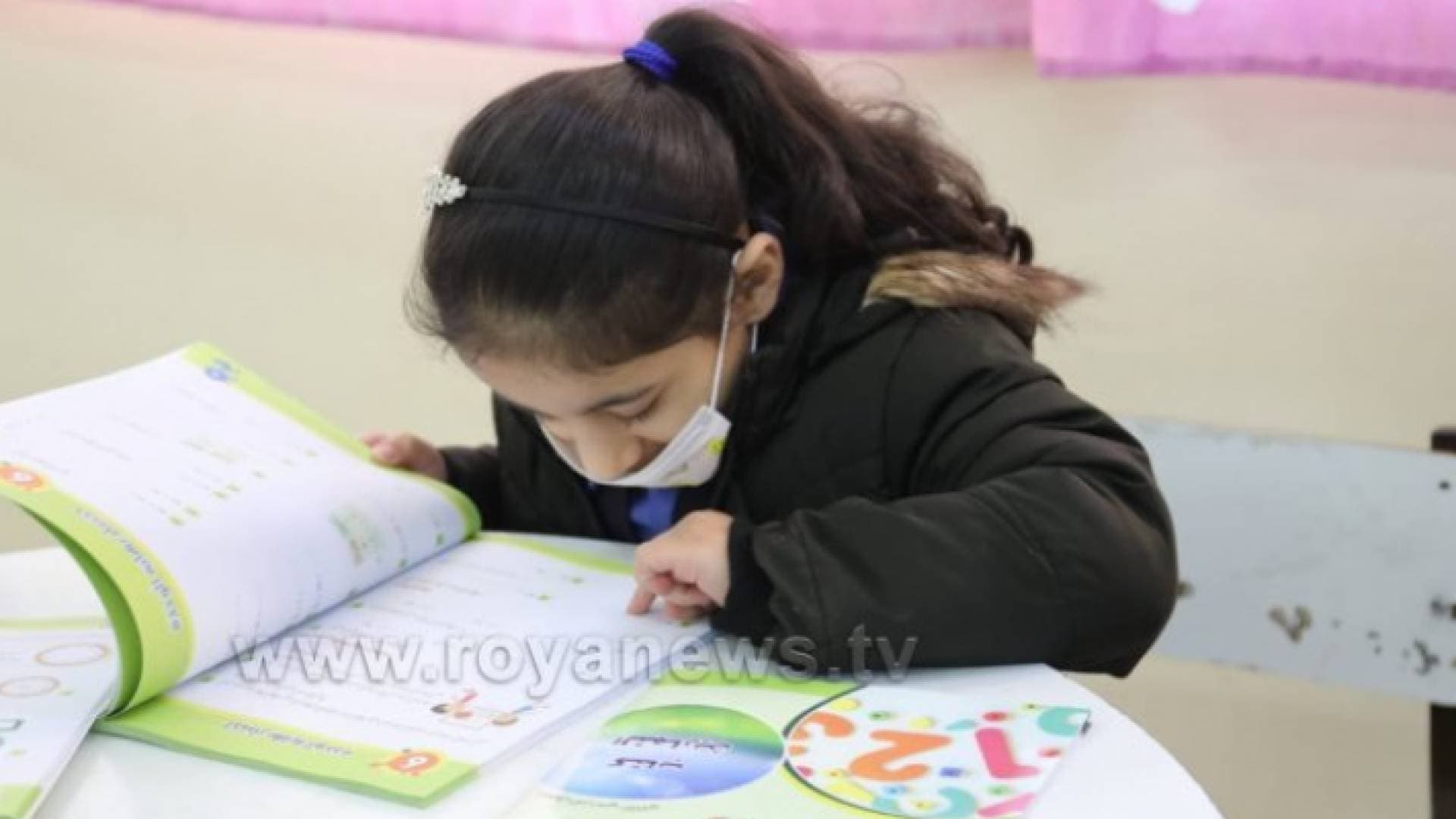 مدارس خاصة تخالف قرار الحكومة بشأن دوام الفصل الثاني
