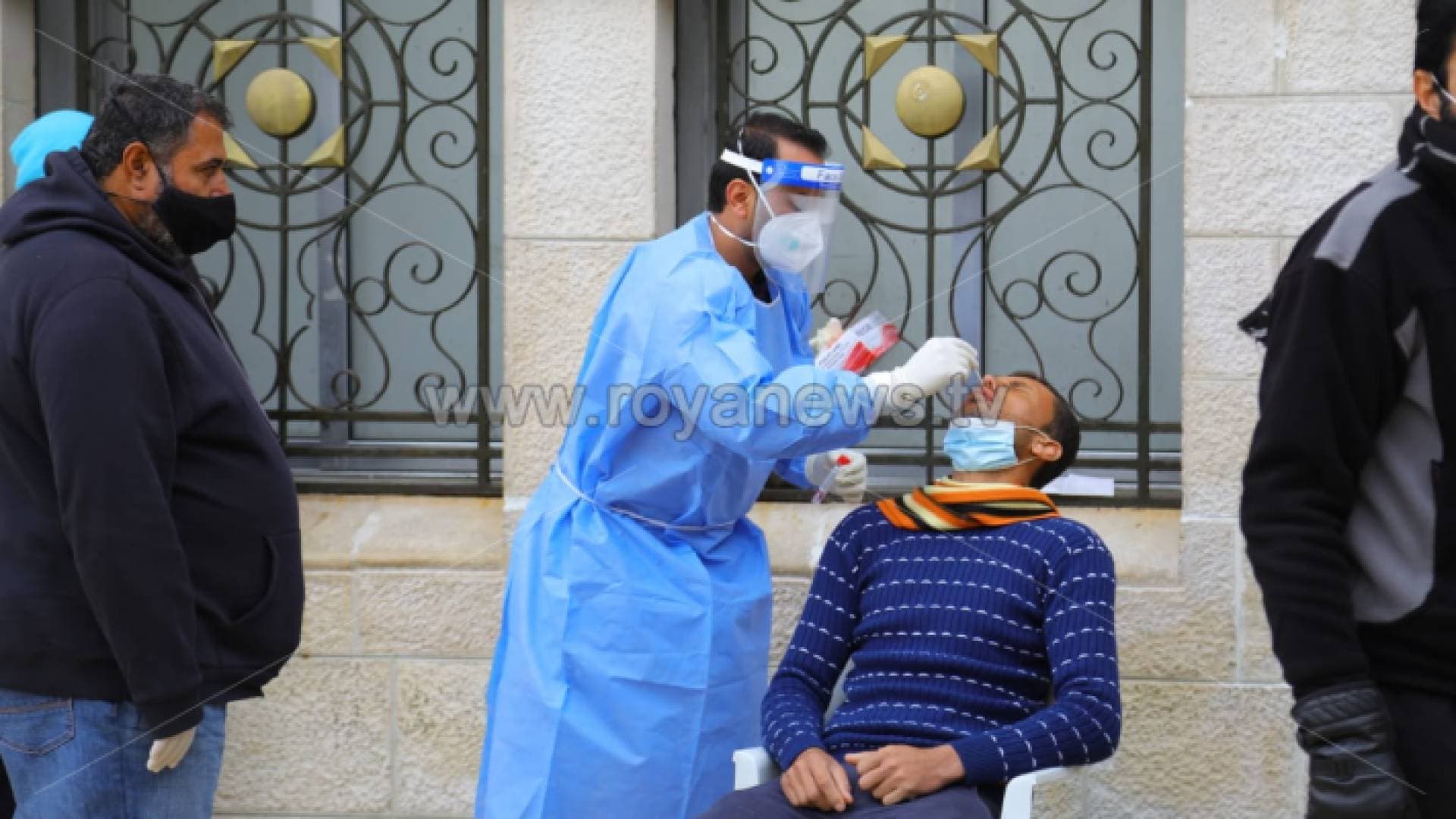 الأردن يسجل قفزة في إصابات كورونا والفحوص الإيجابية السبت