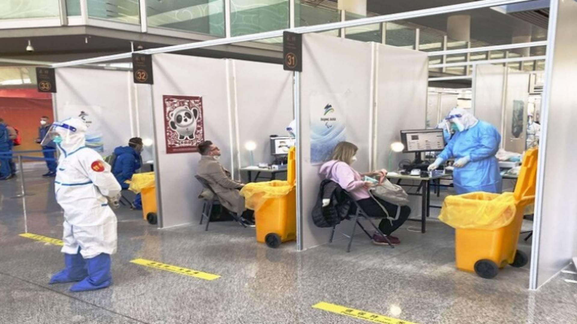 الصين.. بكين تغلق أحياء سكنية وتبلغ عن ١٢ إصابة بـ"كورونا"