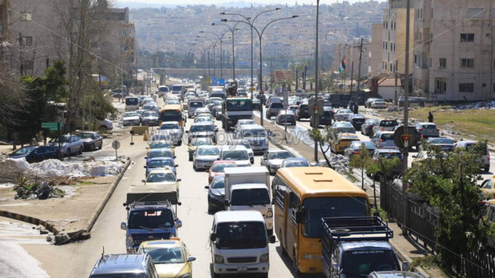 ازدحامات مرورية خانقة في بعض شوارع عمان - خرائط