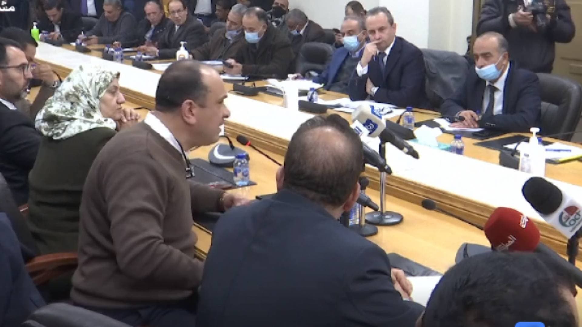 نواب للحكومة: نحتاج لأجوبة سريعة حول انقطاع الكهرباء في المنخفض - فيديو