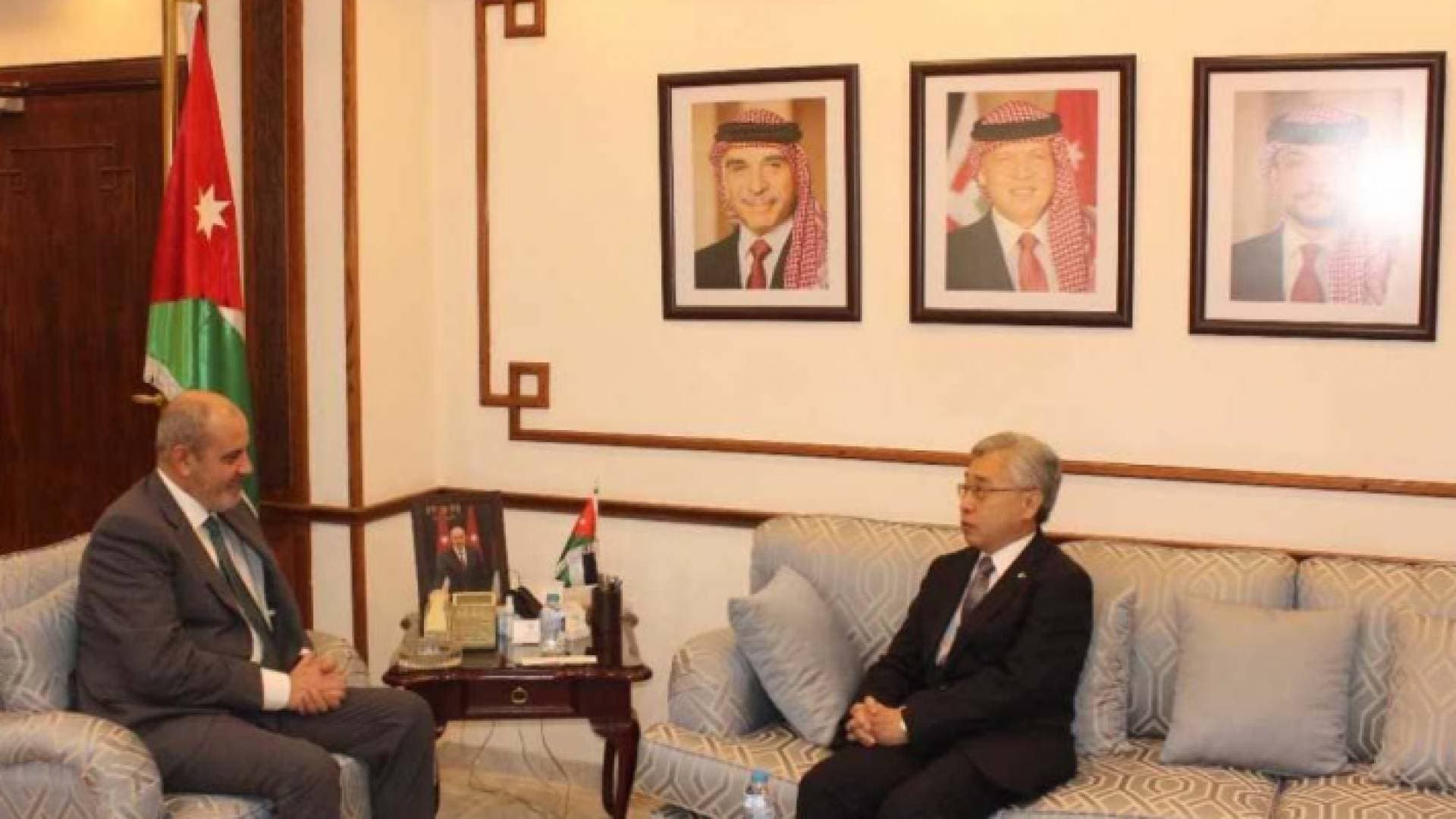 الشمالي يبحث توسيع التعاون الاقتصادي مع اليابان