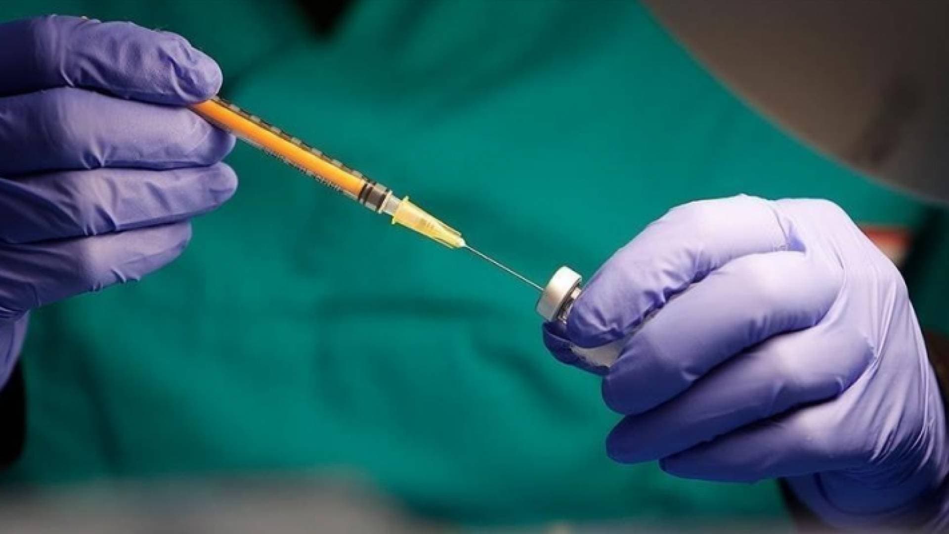 السعودية تشترط تلقي الجرعة المعززة لسفر مواطنيها إلى الخارج