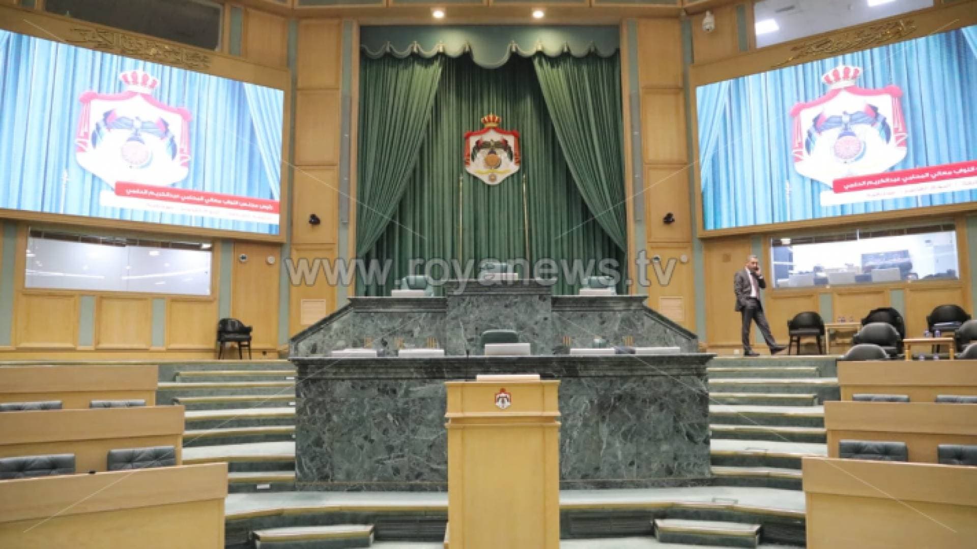 مجلس النواب يواصل مناقشة "الموازنة"