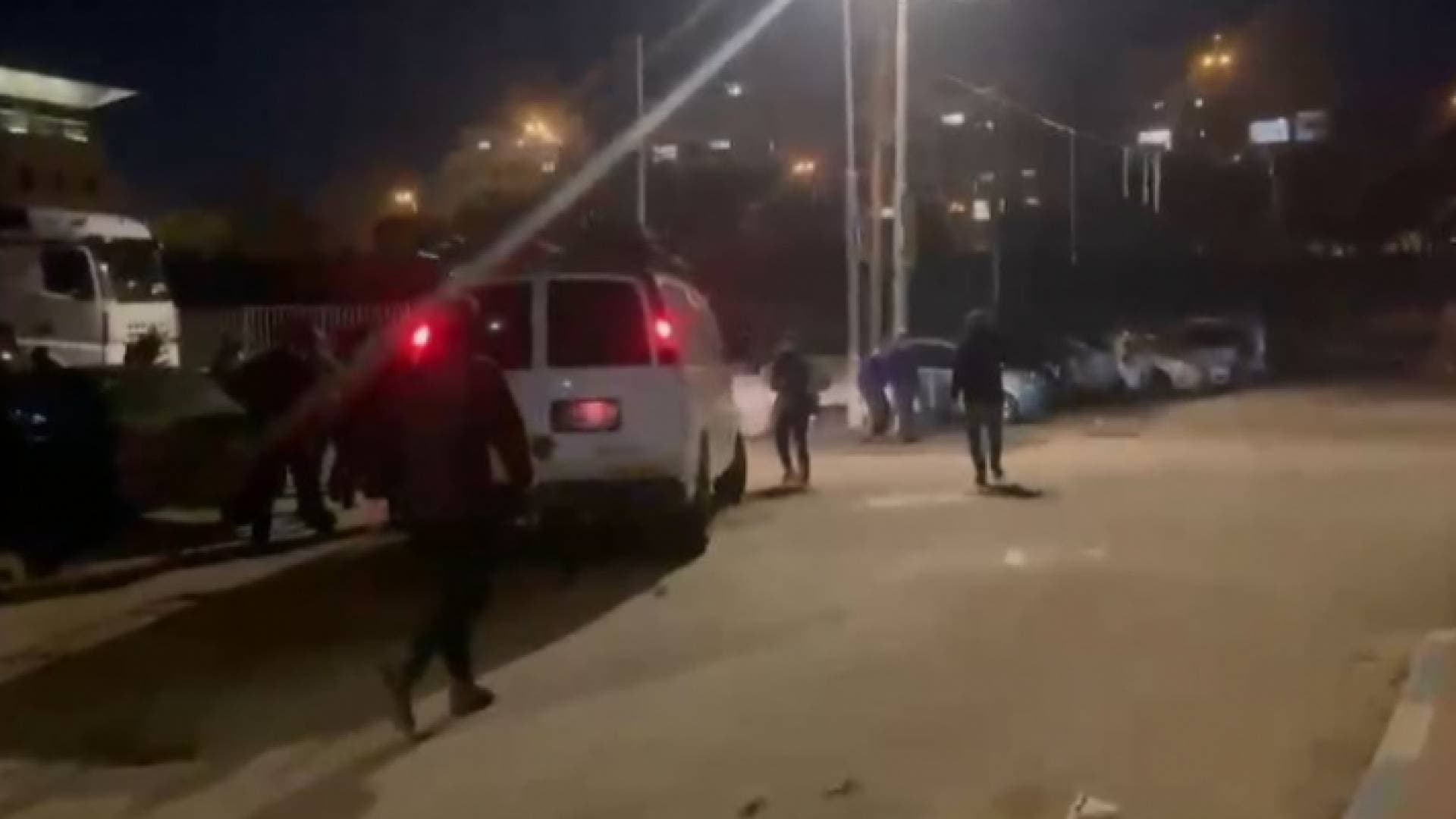 الاحتلال يواصل إغلاق حي الشيخ جراح