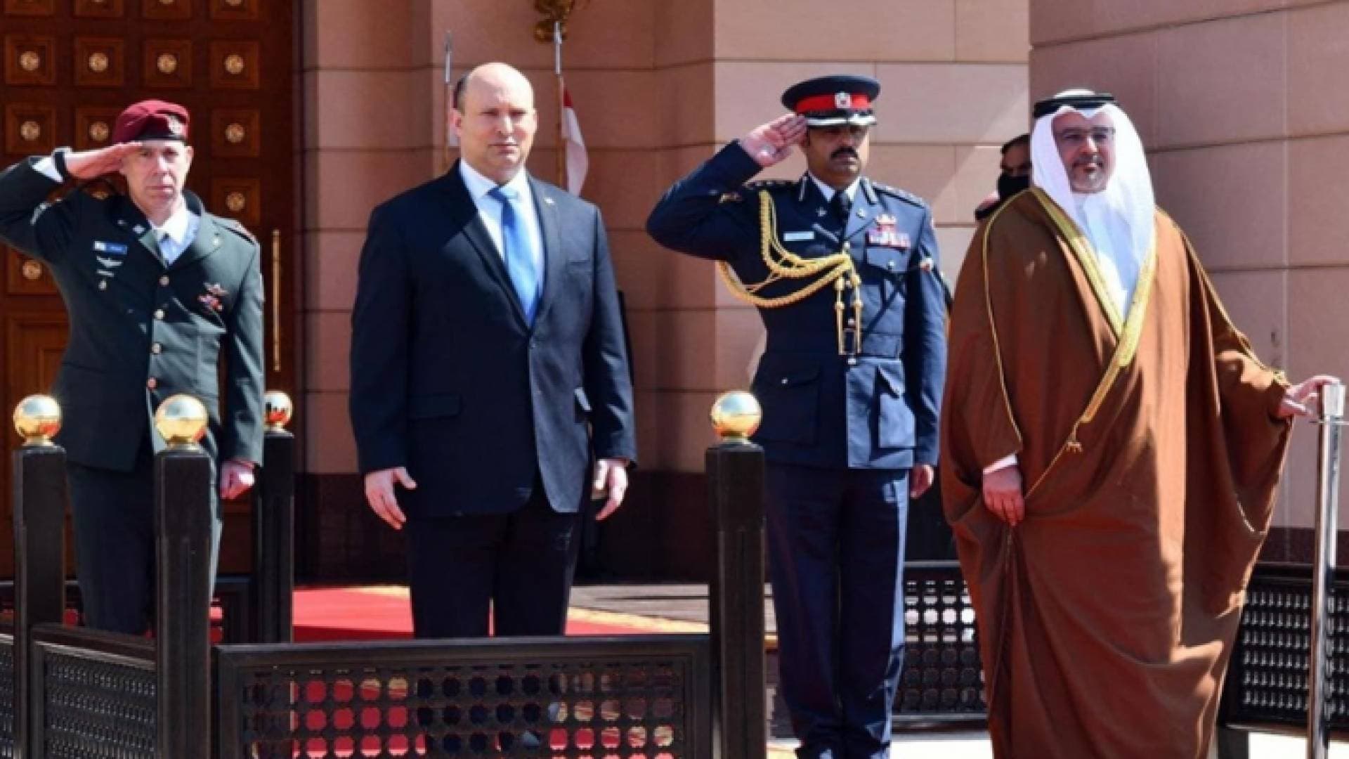بينيت من البحرين: جئت بحسن نية وبحكم الصداقة الدافئة