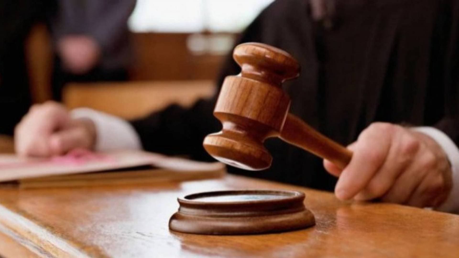الحبس لشخصين ٢٠ عاما نقلا ٤٥ كغم حشيش و٢١٧ ألف حبة كبتاجون للأردن
