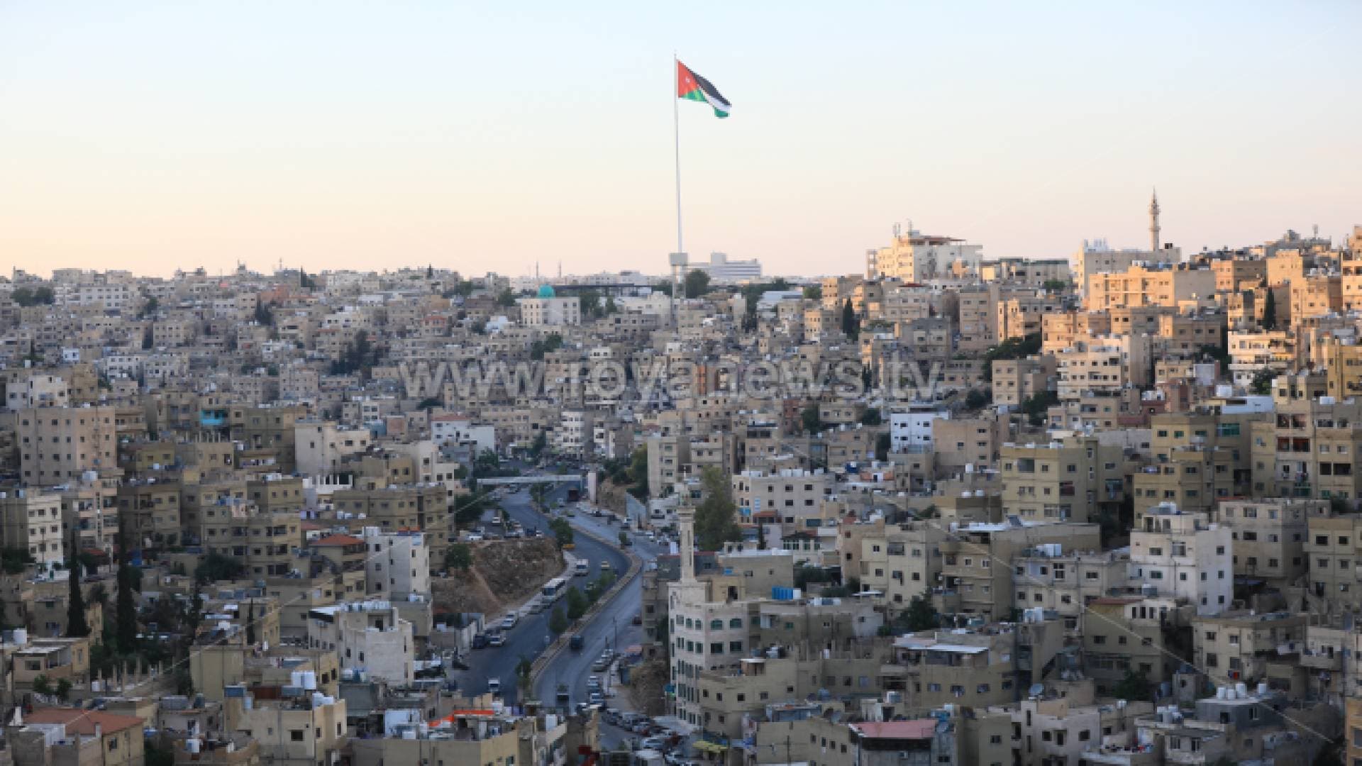 درجات حرارة عشرينية في هذه المناطق الجمعة