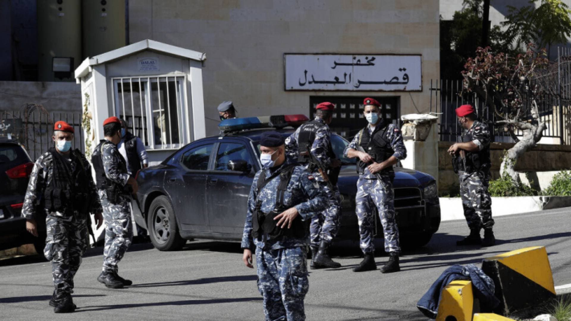 توقيف جماعة إرهابية لتنفيذ عمليات انتحارية في لبنان