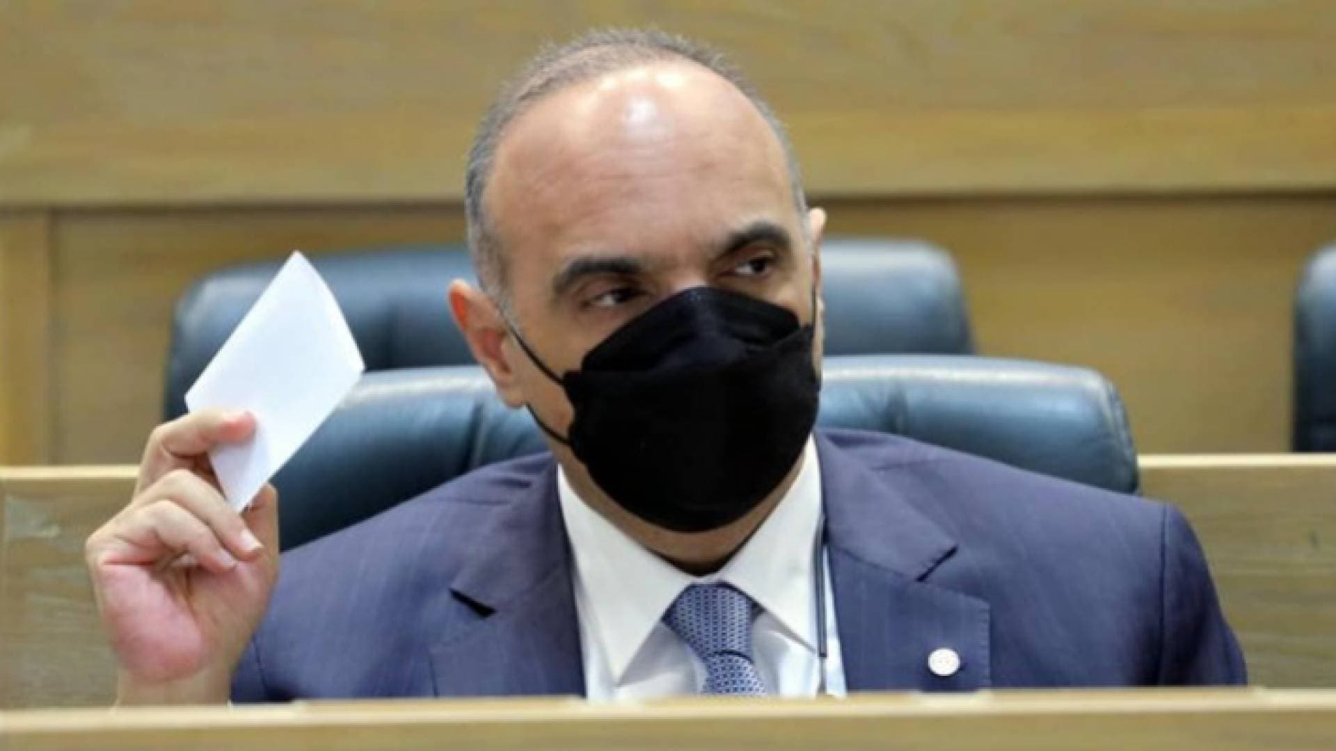 الخصاونة: تأمين المخصصات المالية لتغطية منح وقروض ٢٧ ألف طالب وطالبة في الجامعات الرسمية