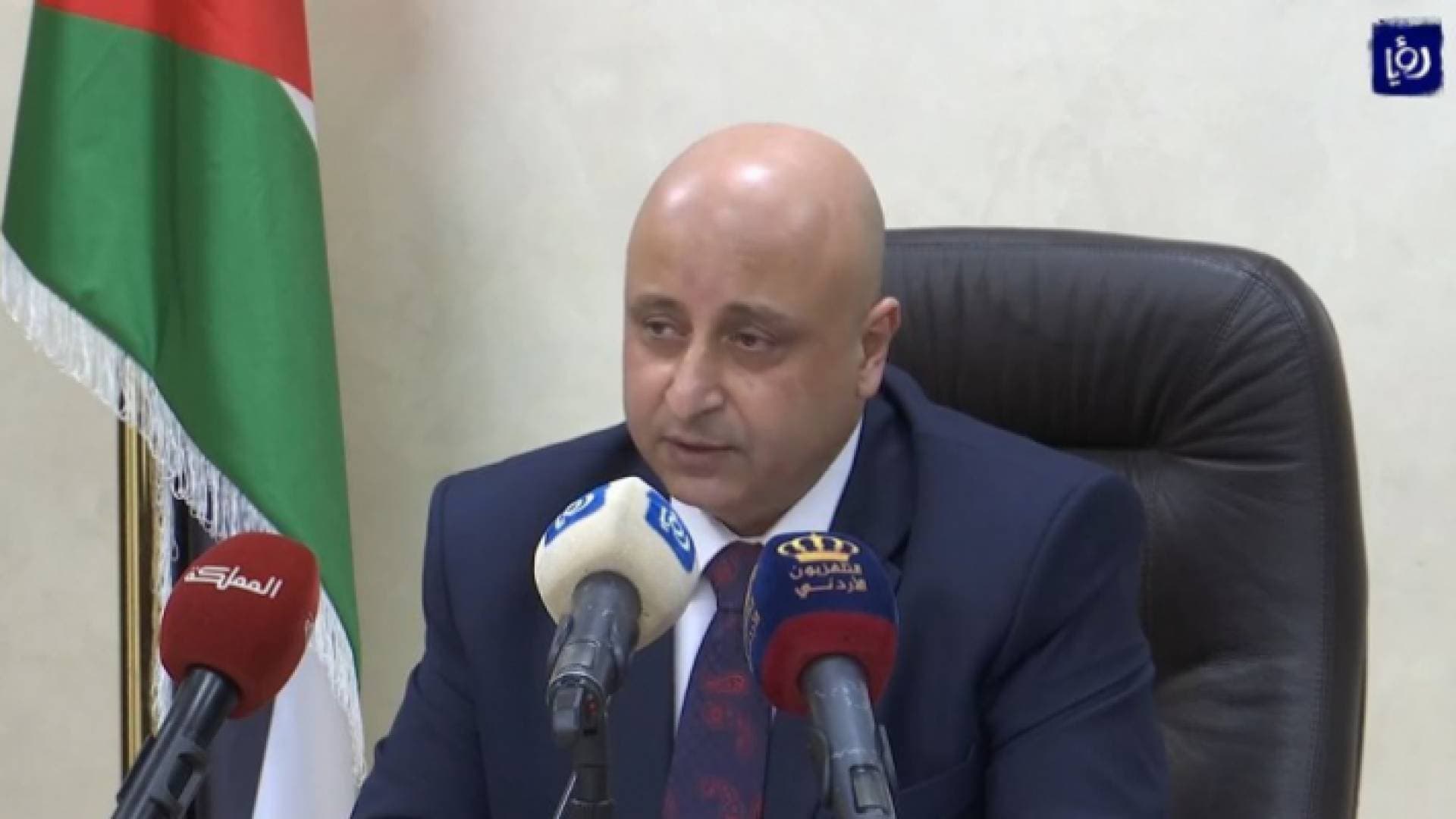 "الصحة النيابية" تطالب بمعايير واضحة وشفافة بشأن ابتعاث الأطباء