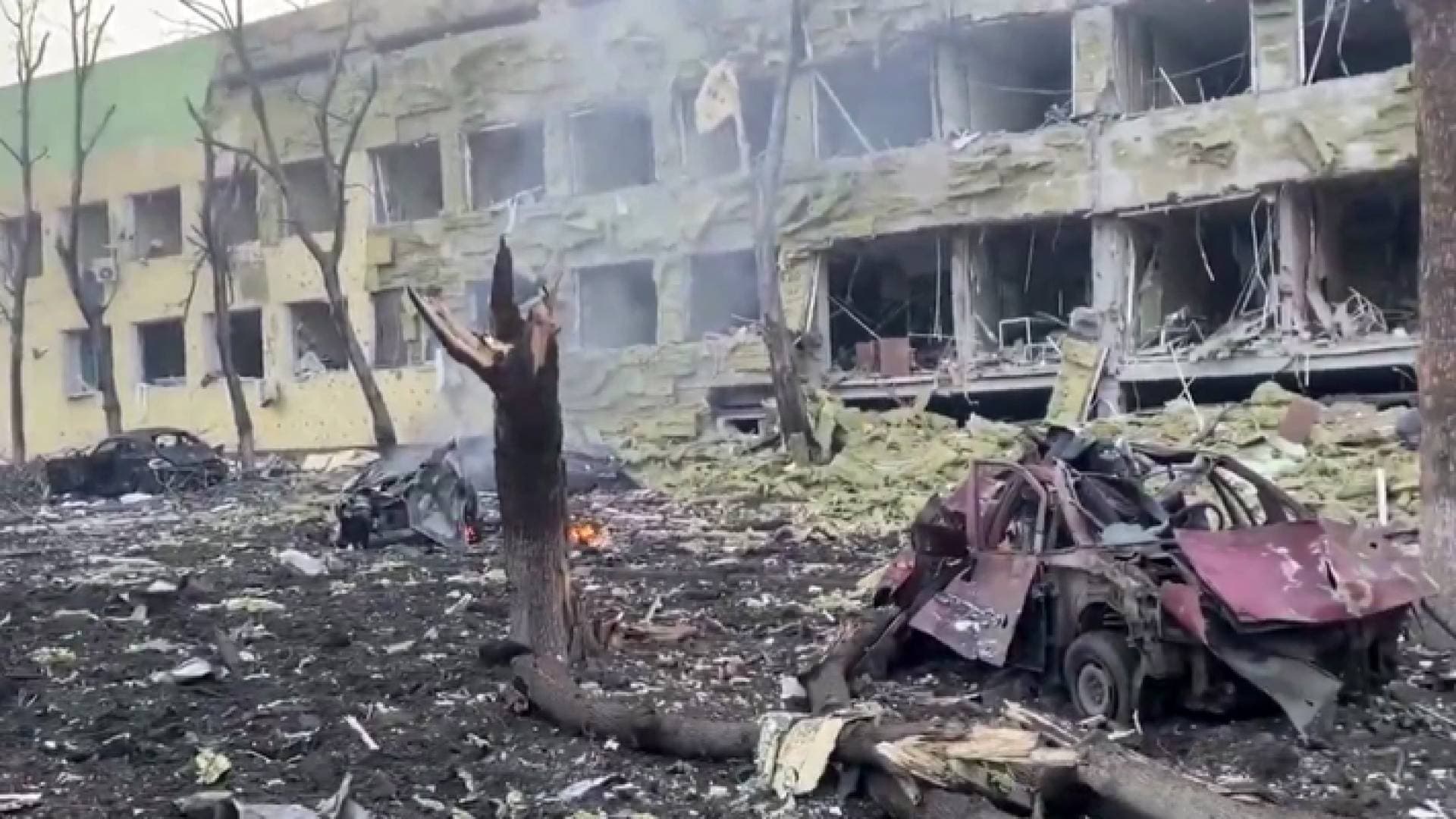 ضحايا بينهم طفلة في القصف الروسي لمستشفى الأطفال في أوكرانيا