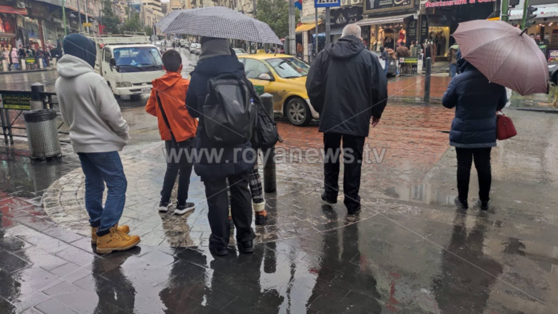 اشتداد تأثير الكتلة القطبية منتصف الأسبوع وعودة الارتفاع على درجات الحرارة نهاية الأسبوع (طقس العرب)