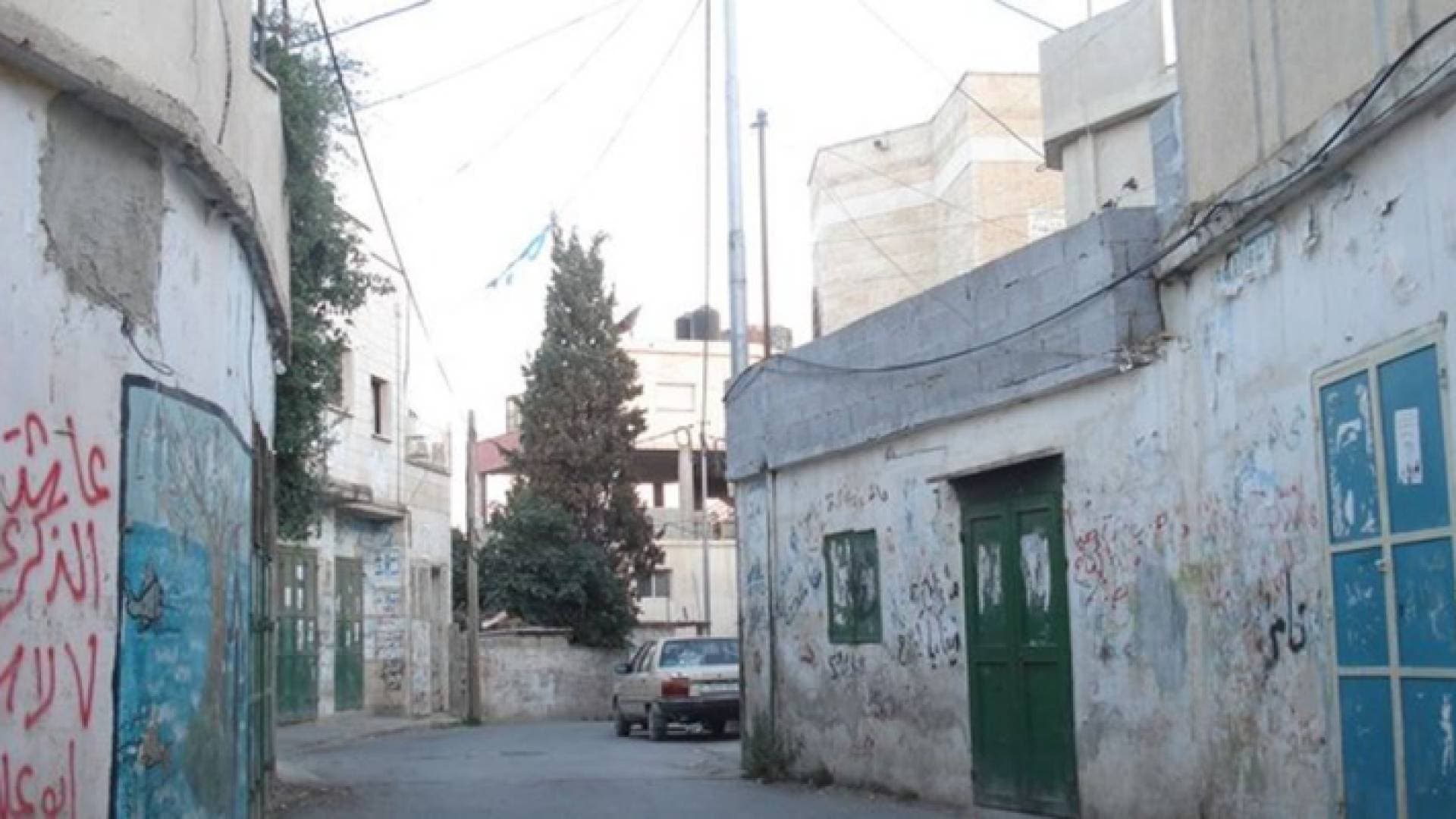 الصحة الفلسطينية: استشهاد شاب في مخيم قلنديا