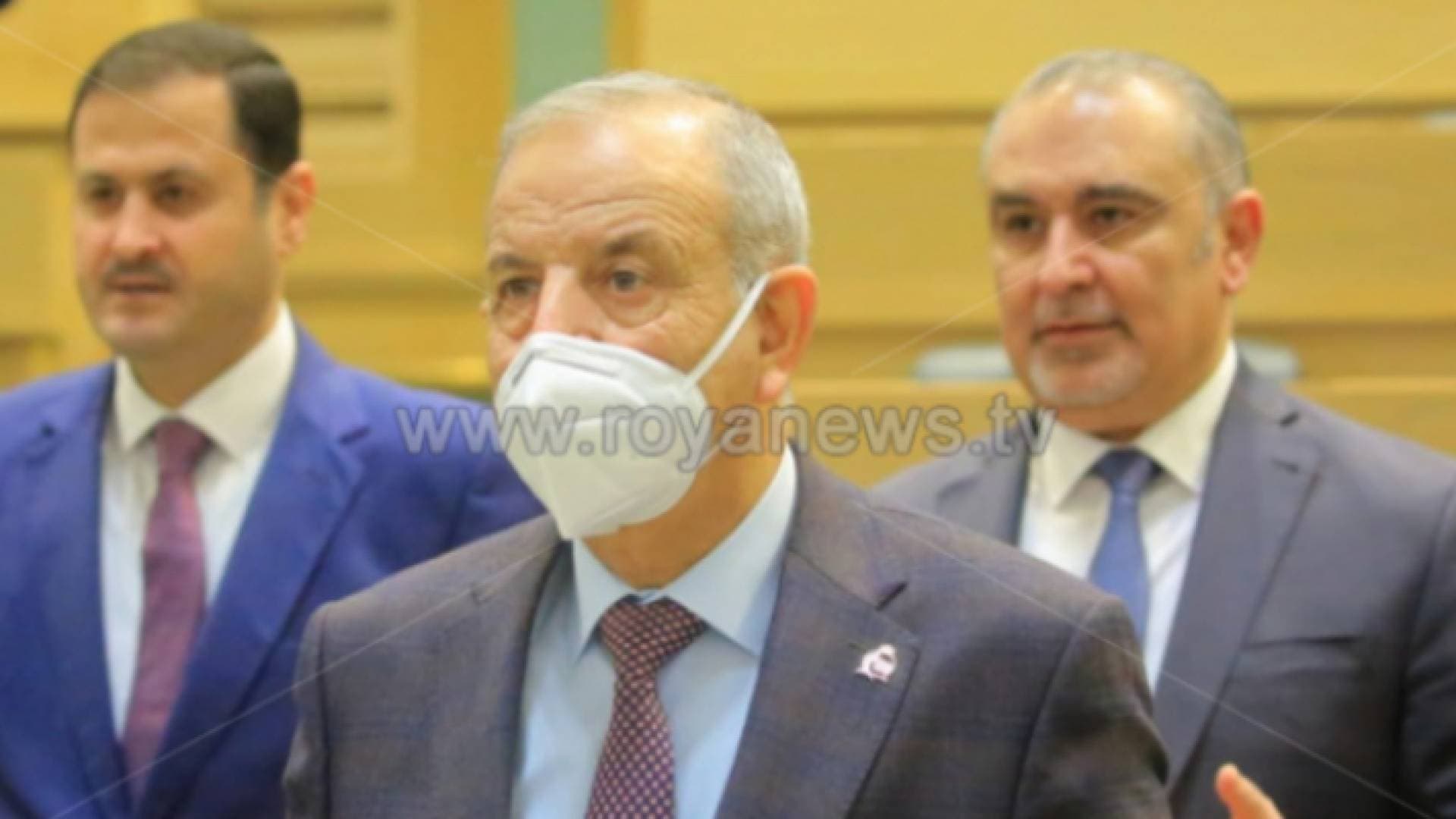 الوزير كريشان للنواب: بإمكانكم حجب الثقة بدلا من "التجريح"