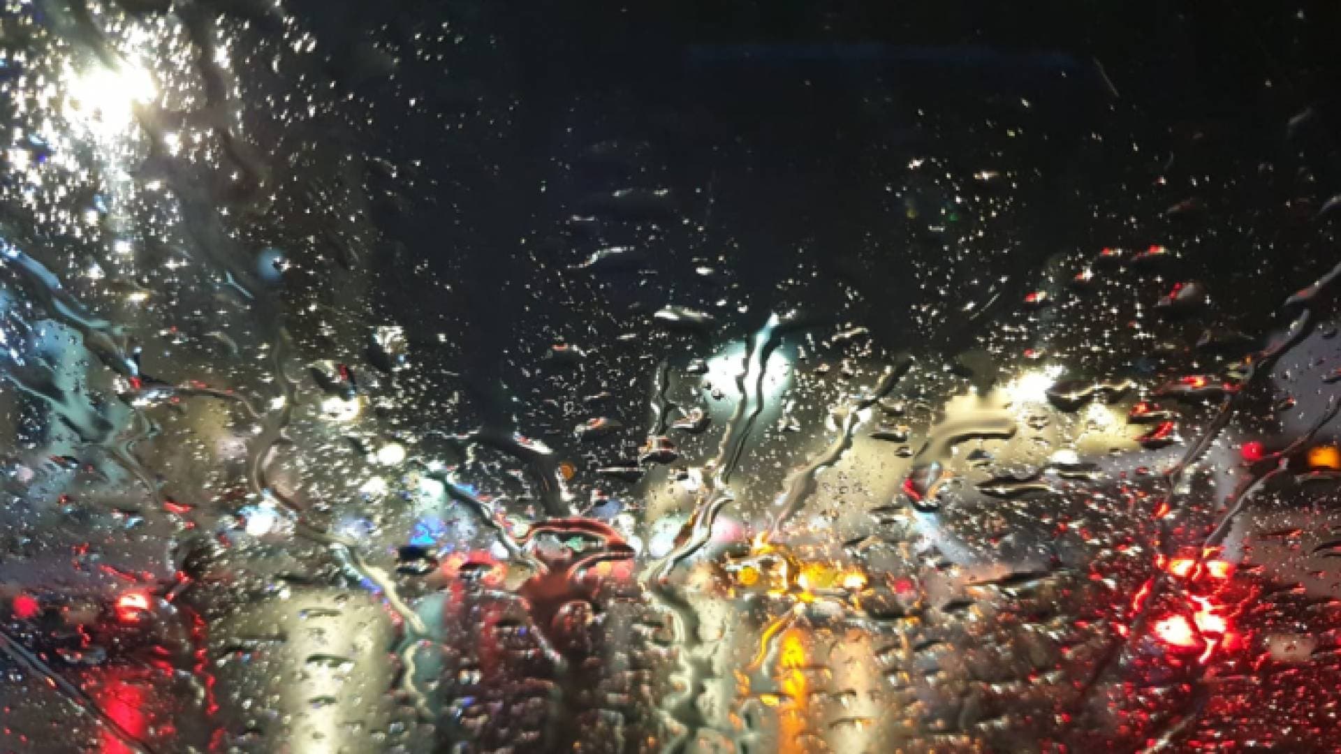 "طقس العرب" يكشف موعد بدء تأثر الأردن بالمنخفض الجوي