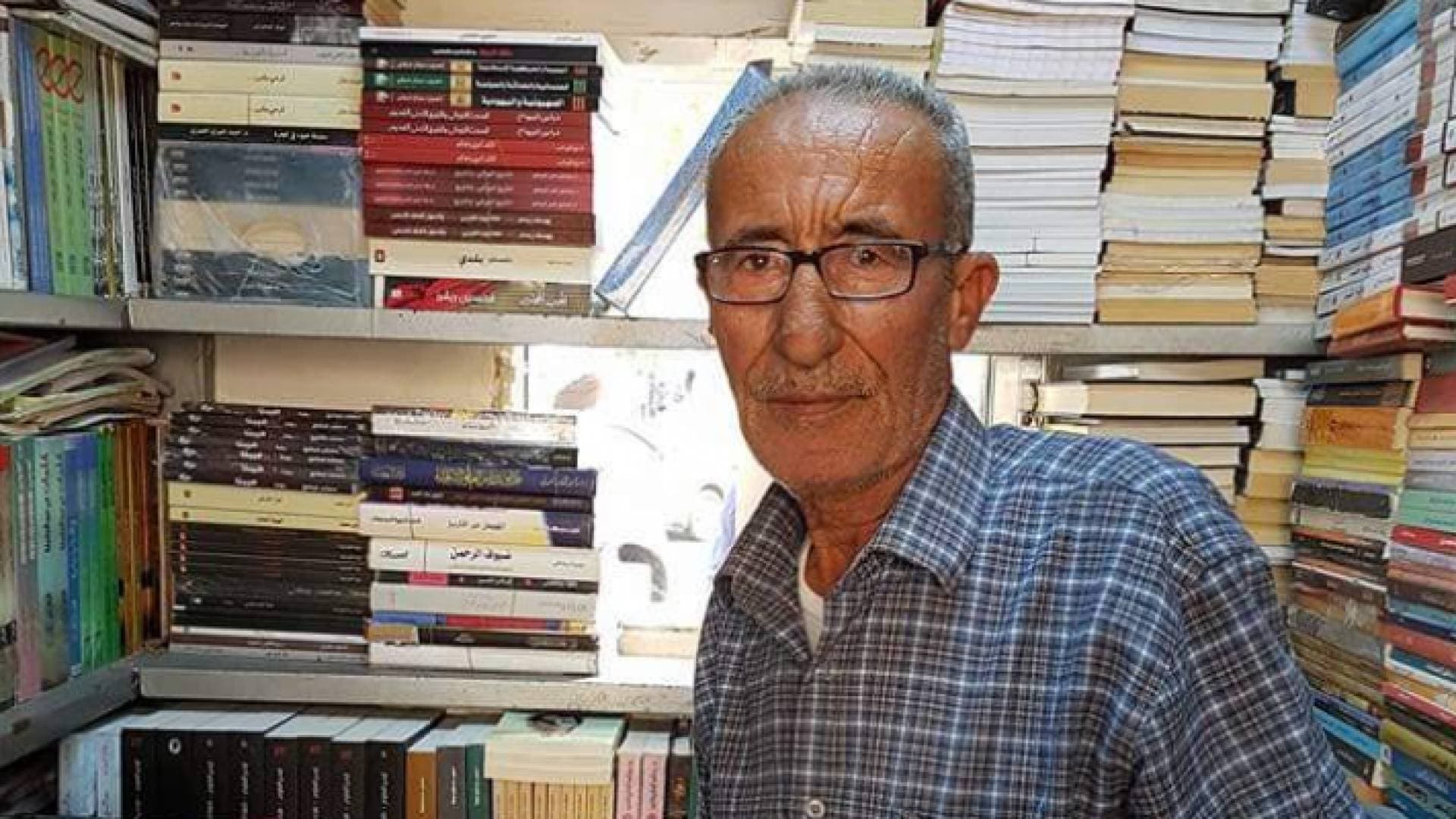الموت يغيب حسن أبو علي مالك كشك الثقافة العربية - فيديو