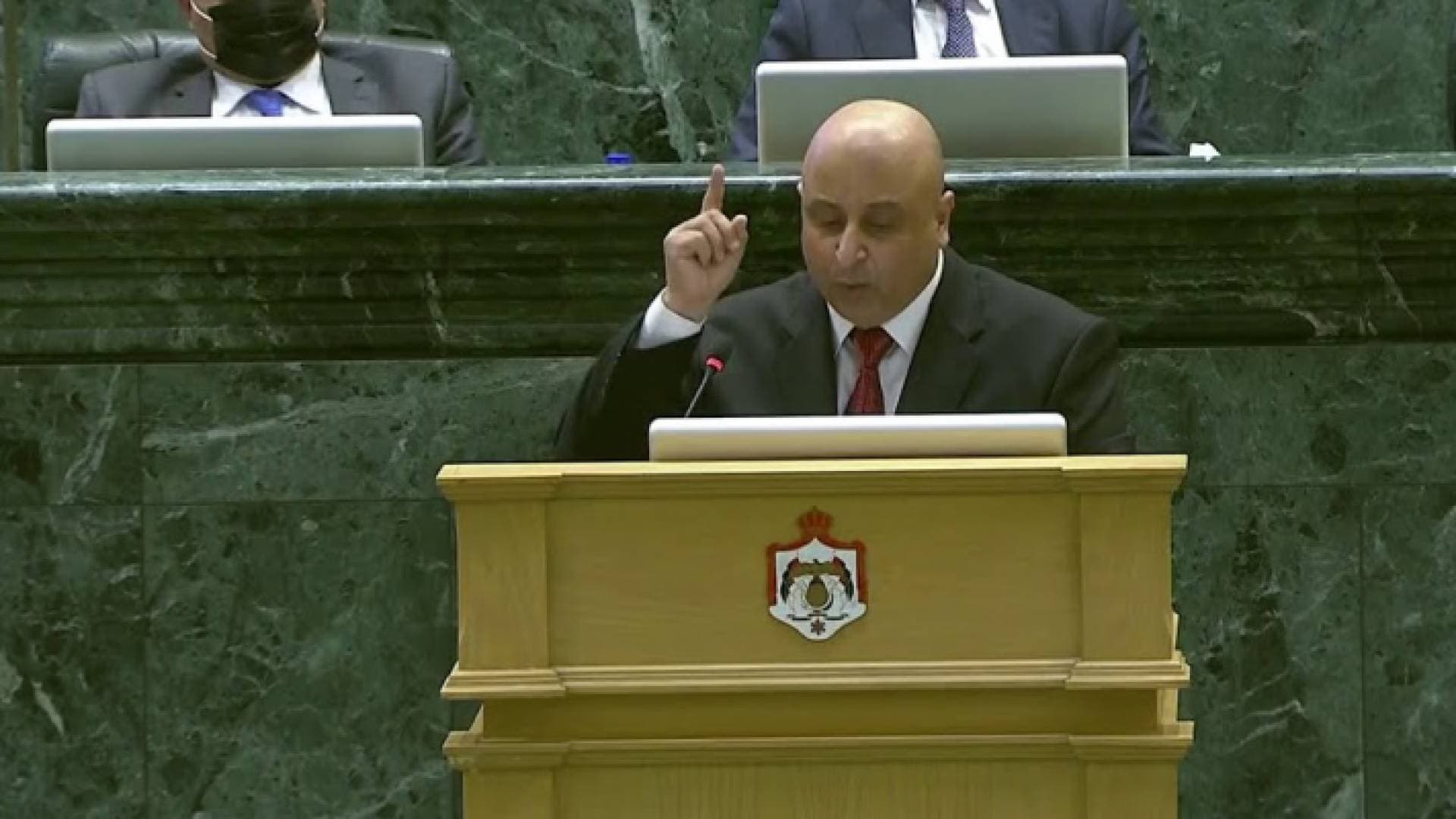 النائب حداد يهاجم مشروع قانون الانتخاب