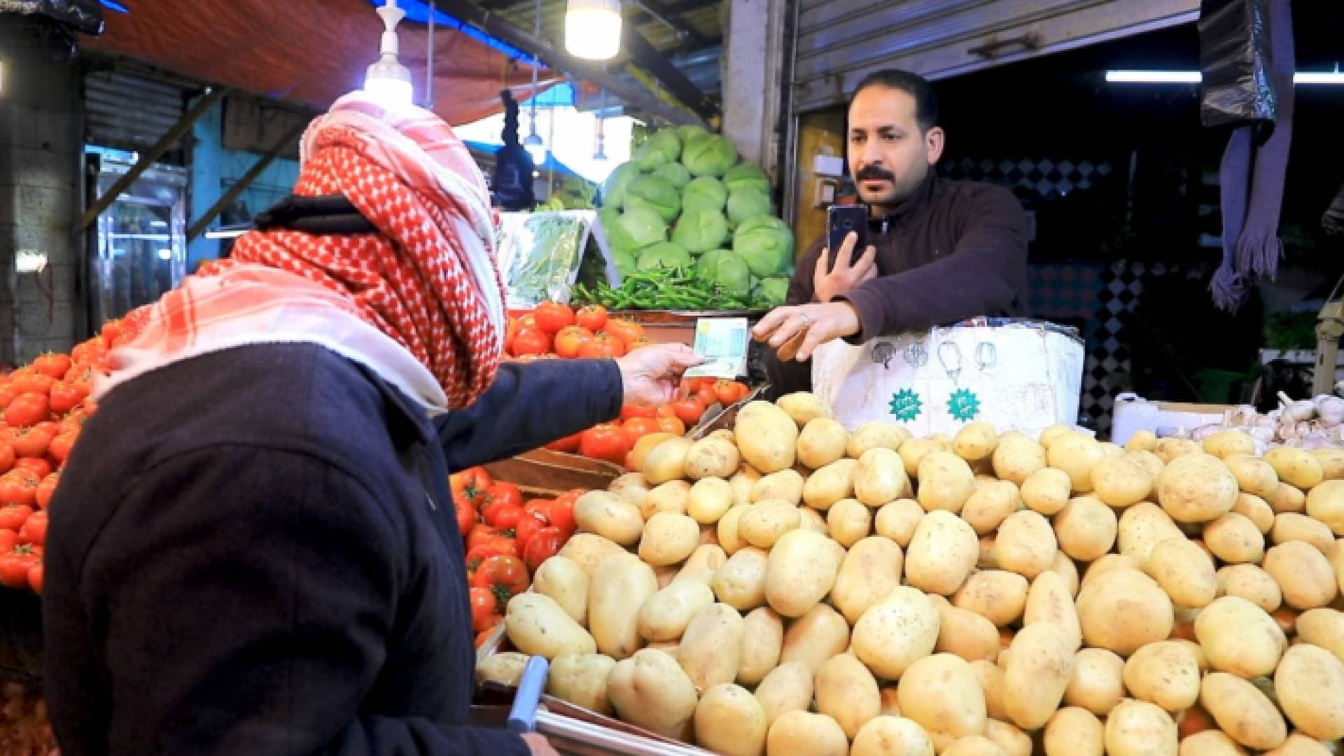 وزير الزراعة يدعو الأردنيين إلى عدم التهافت على الأسواق قبل رمضان - فيديو
