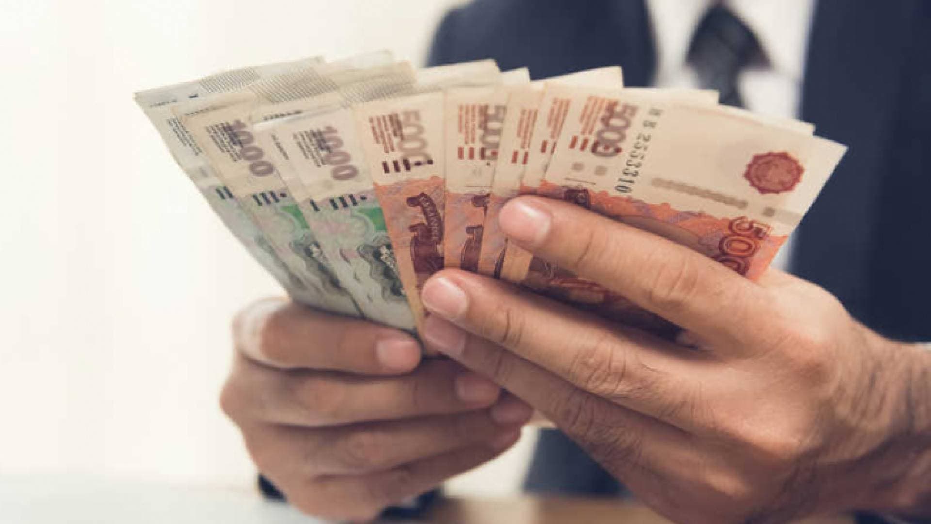 ما نعرفه عن احتمال تخلف روسيا عن سداد دينها