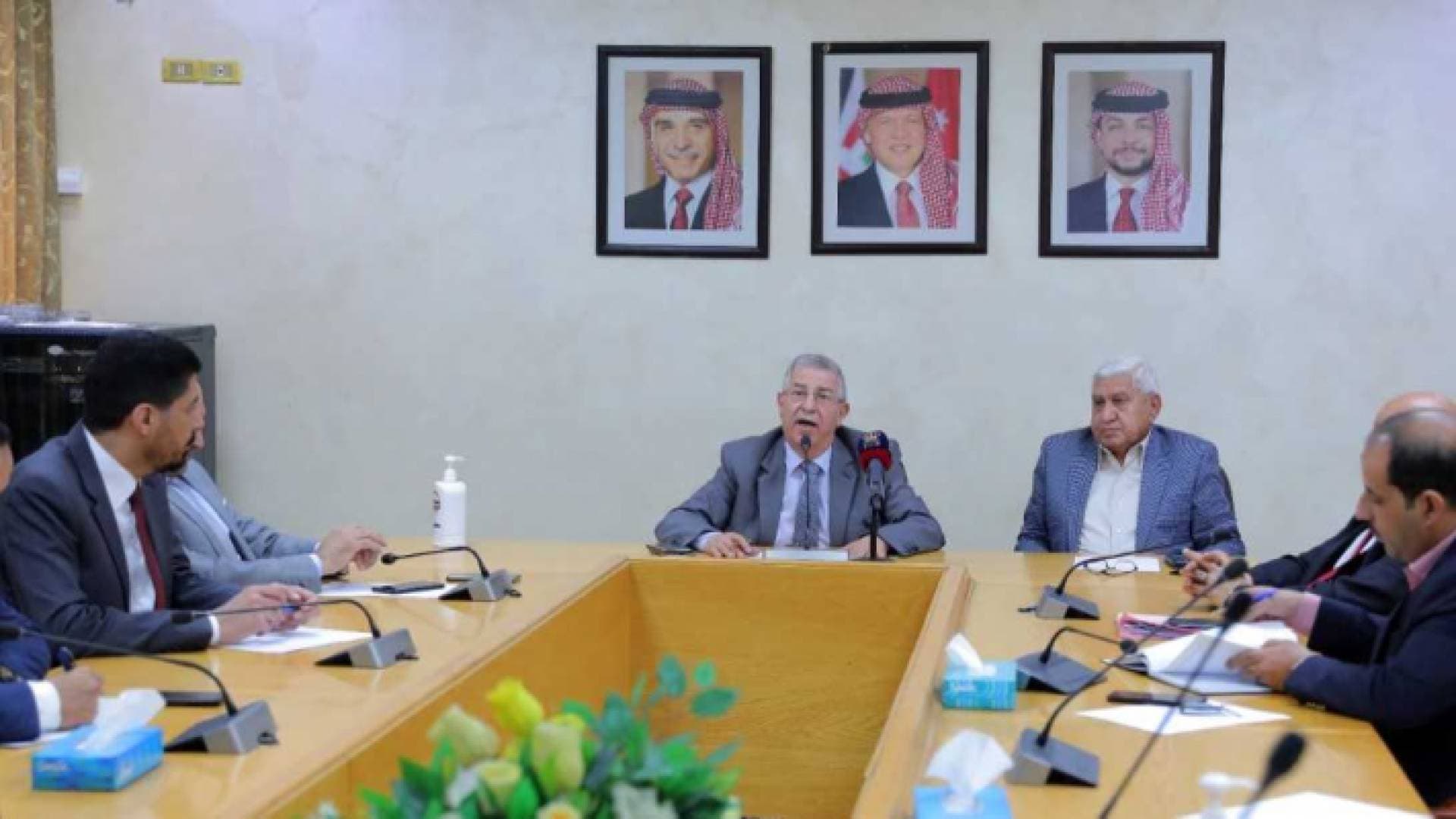 الصحة النيابية تدعو للوقوف على مشكلات القطاع الصحي