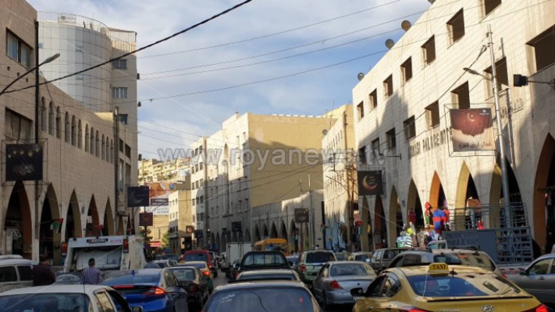 الحاج توفيق: الحركة التجارية في الأسواق بدأت تتراجع