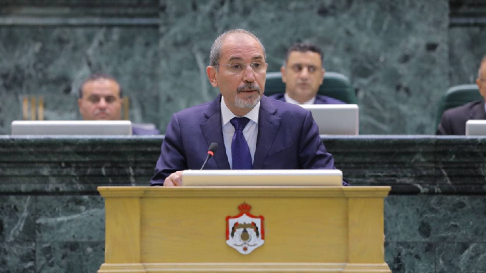 الصفدي: لا يمكن تهميش القضية الفلسطينية