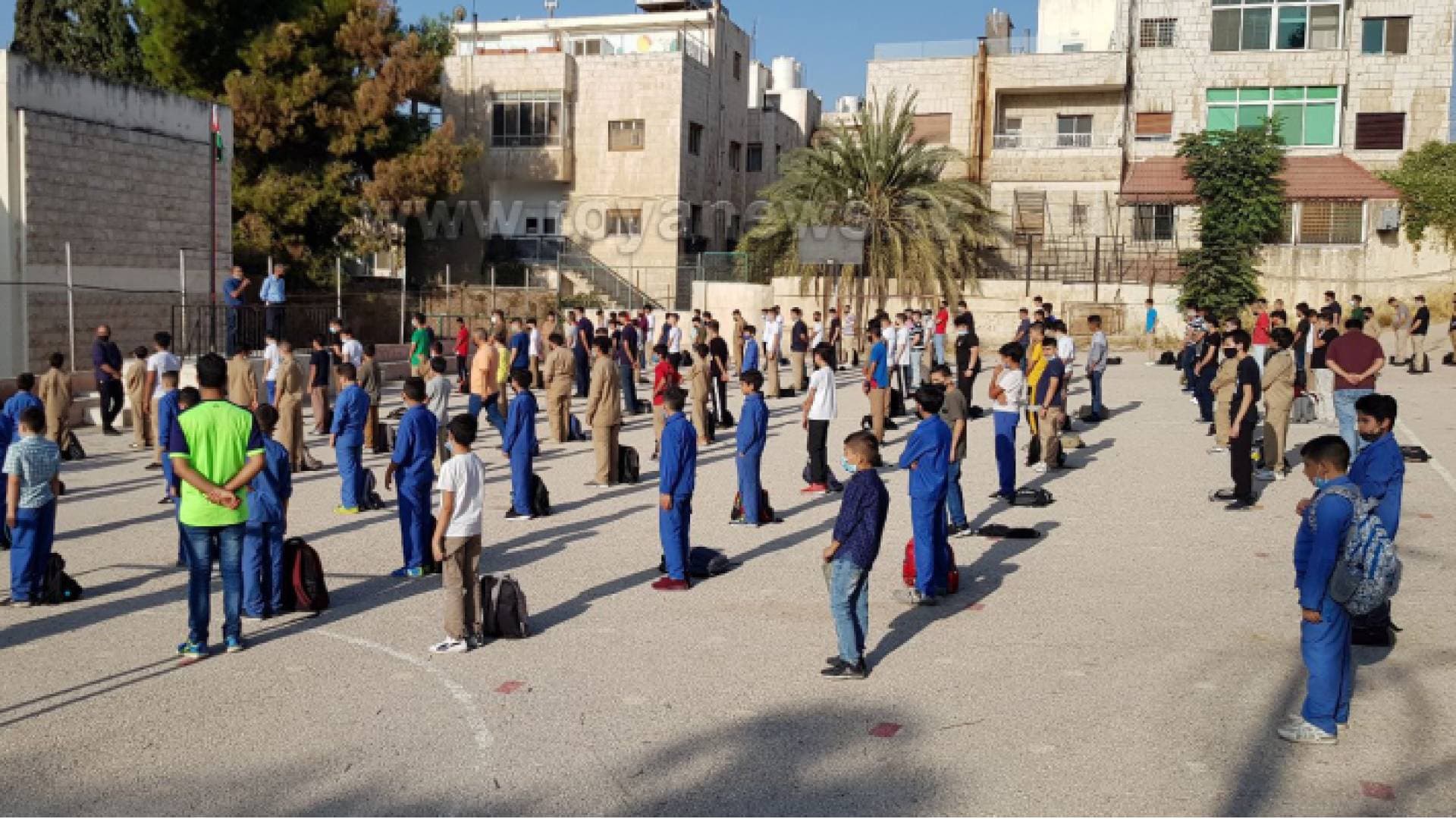 تعليق دوام بعض المدارس الأحد بسبب الأحوال الجوية وتحويلها للتعليم عن بعد.. أسماء