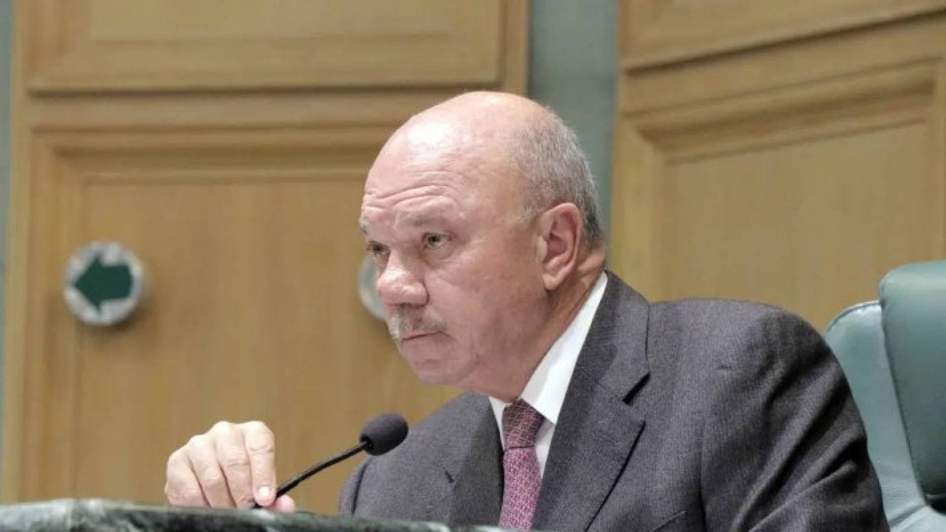 فيصل الفايز: ندرك جميعا بأن هناك تحديات اقتصادية غير مسبوقة تواجهنا