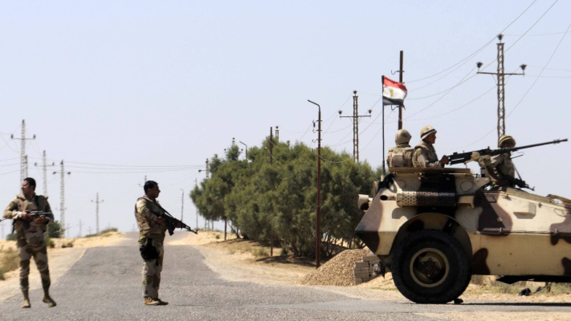 الجيش المصري يعلن مقتل ١١ عنصرا بهجوم إرهابي في السويس