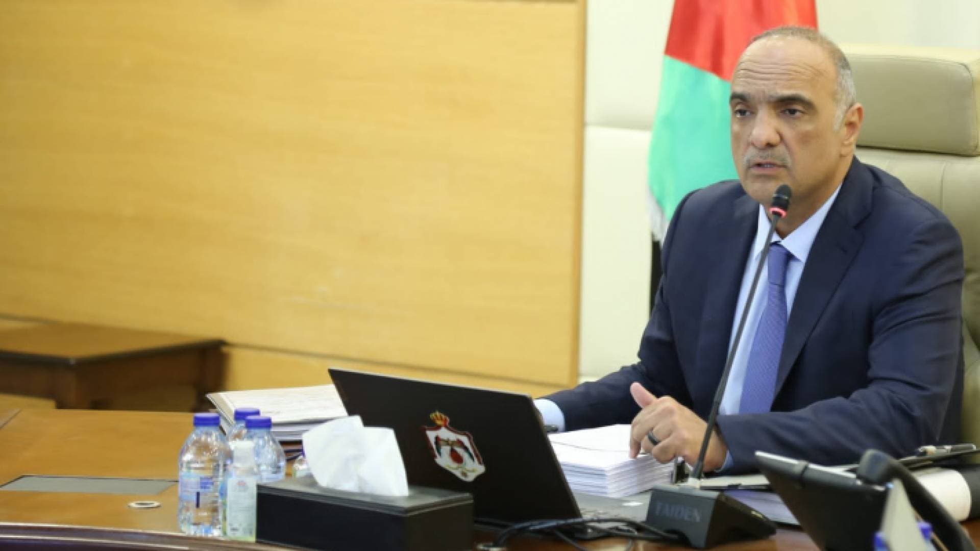 الحكومة تقر النظامين الداخلي والمالي لمجالس المحافظات لسنة ٢٠٢٢