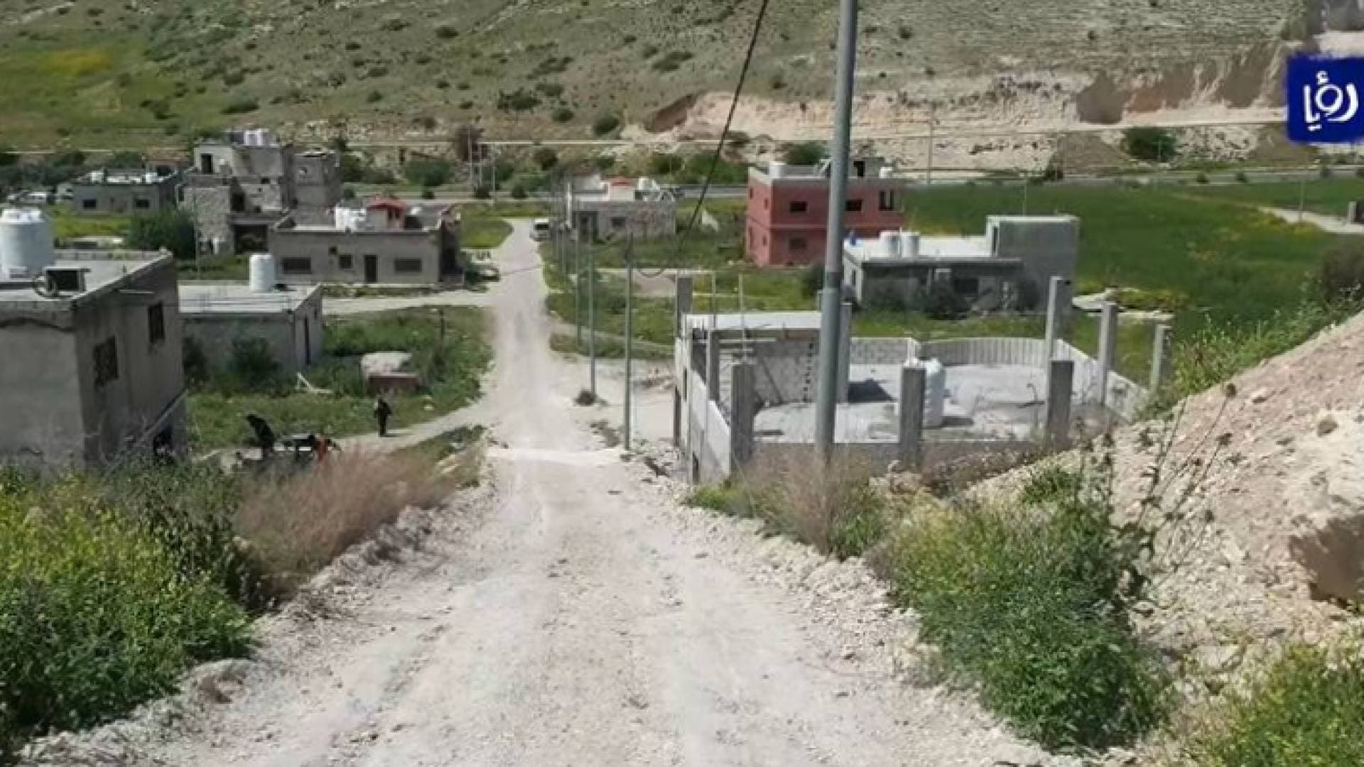 حي ذراع الخان في إربد.. خدمات معلقة برسم التنظيم - فيديو
