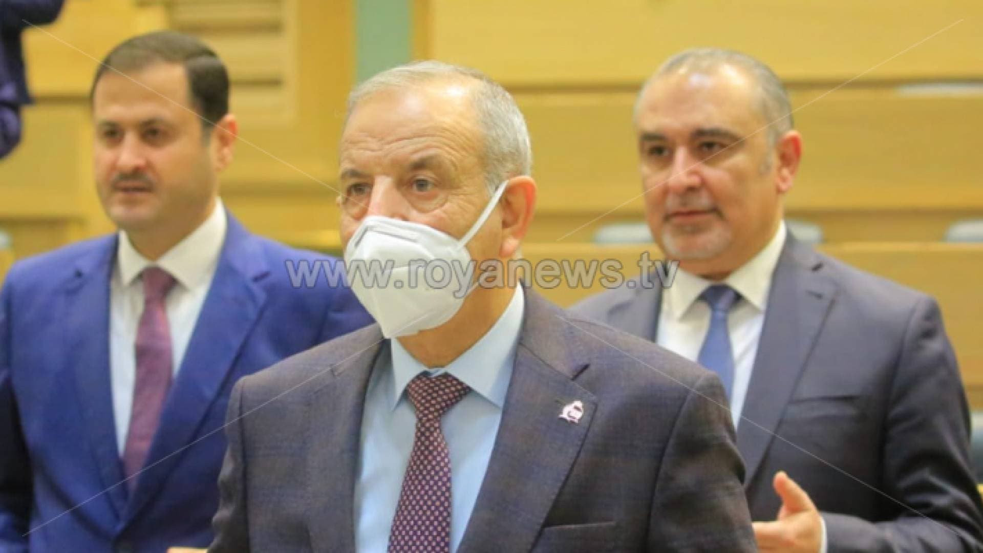 كريشان: فصل أي عامل وطن لا يتقيد بمهام عمله الفعلي