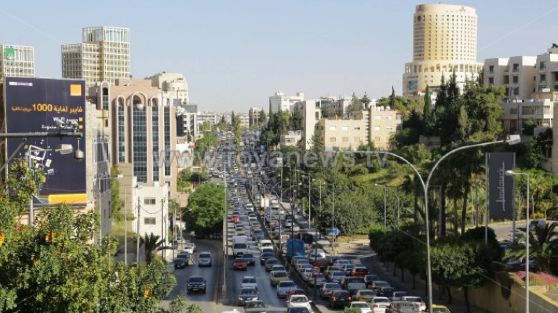 خبير يطالب بإيجاد خطة واضحة لصيانة الطرق بالأردن - فيديو