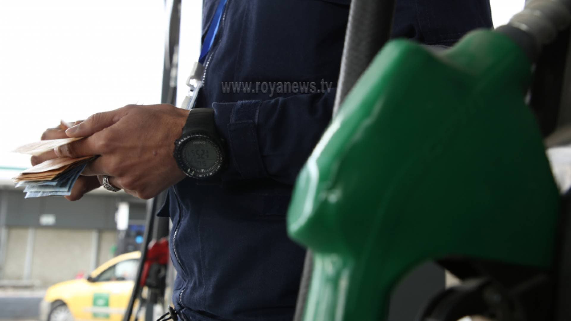 خبير يدعو الأردنيين إلى تقنين استهلاك المشتقات النفطية - فيديو