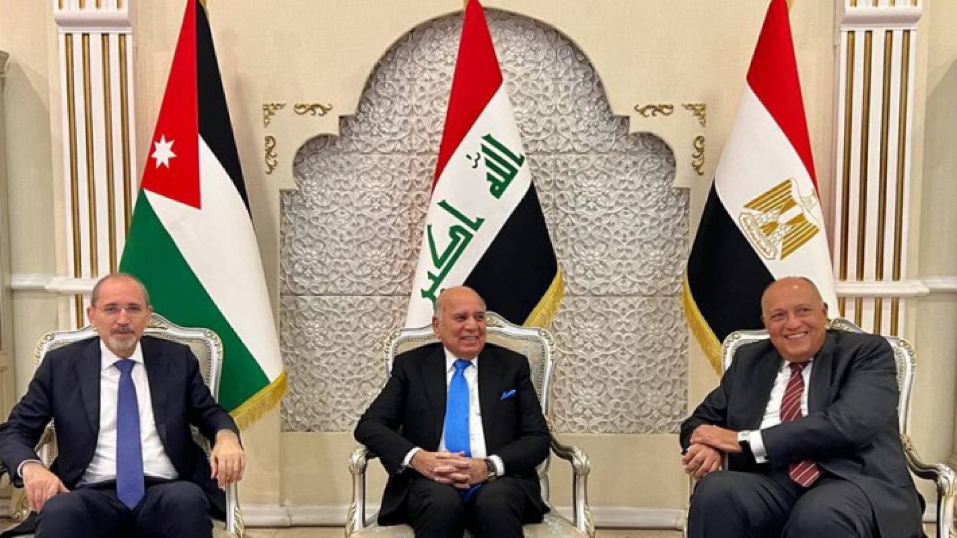 وزير الخارجية في بغداد للقاء نظيريه العراقي والمصري